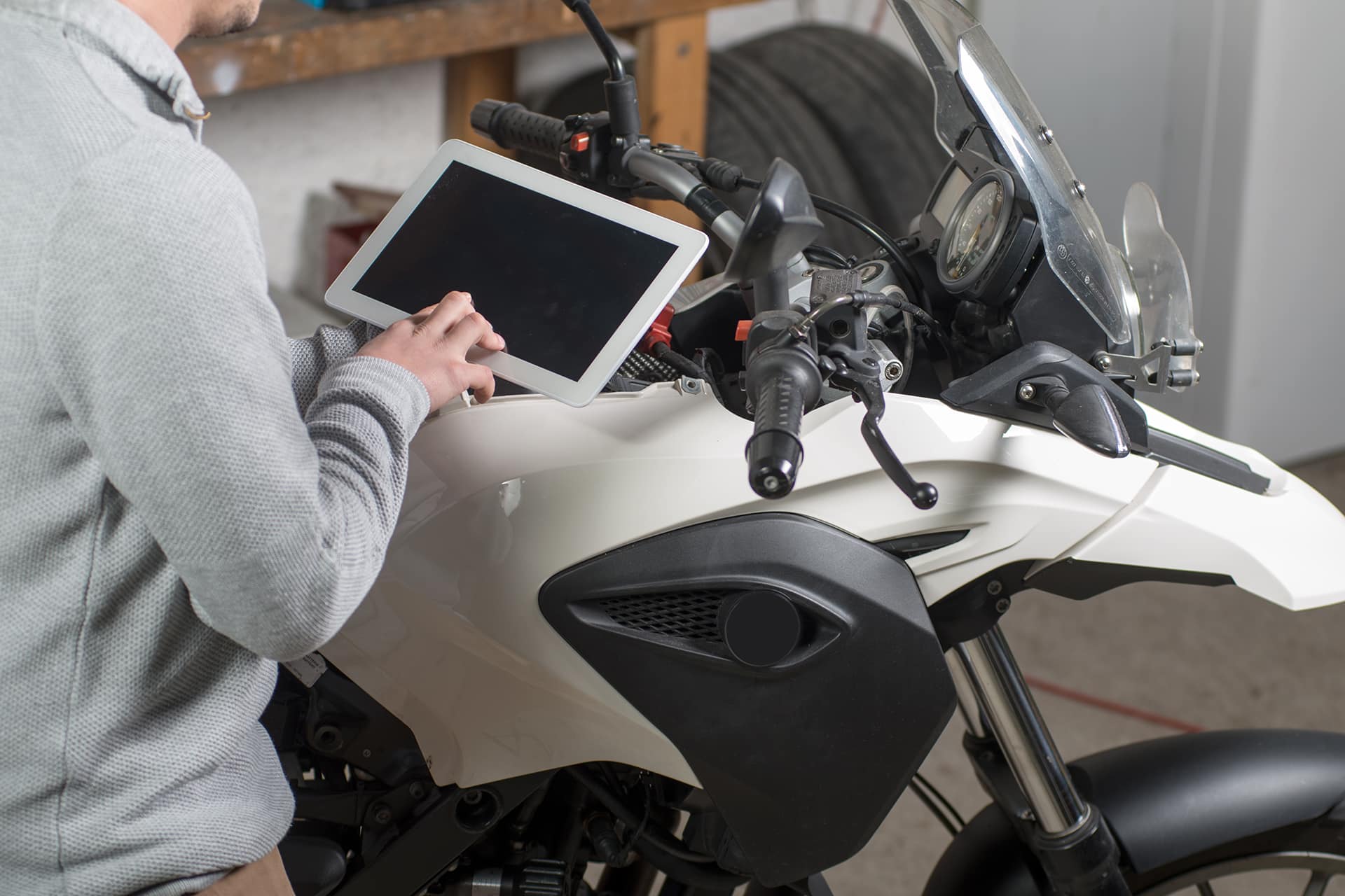 ¿Puedes desgravarte la moto en la Declaración de la Renta?