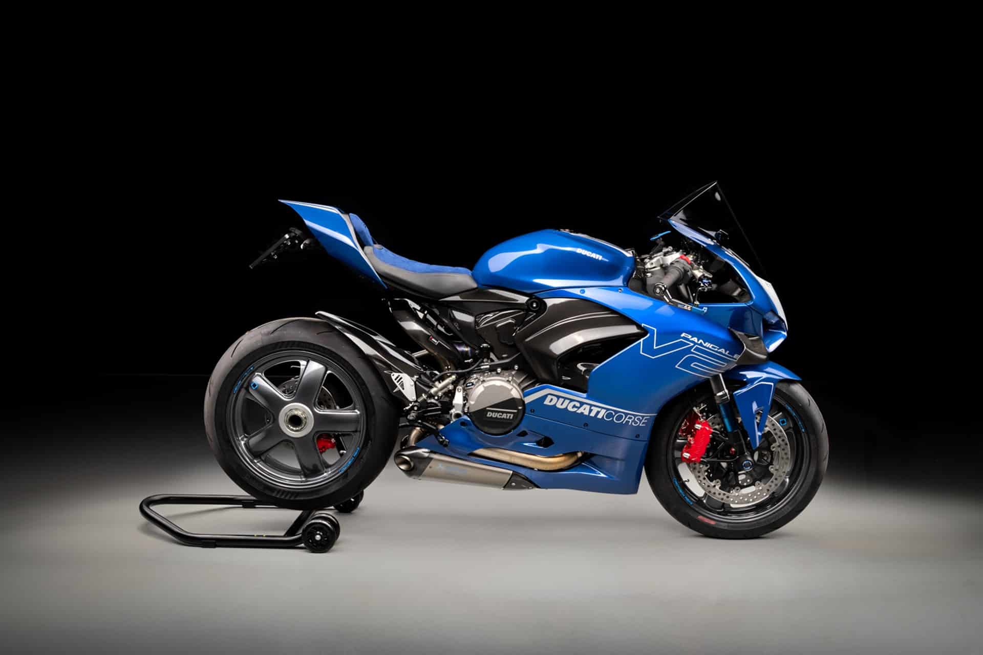 GP Products construye la Ducati Panigale V2 definitiva, inspirada en otro de sus trabajos, el Audi RS6 Hommage