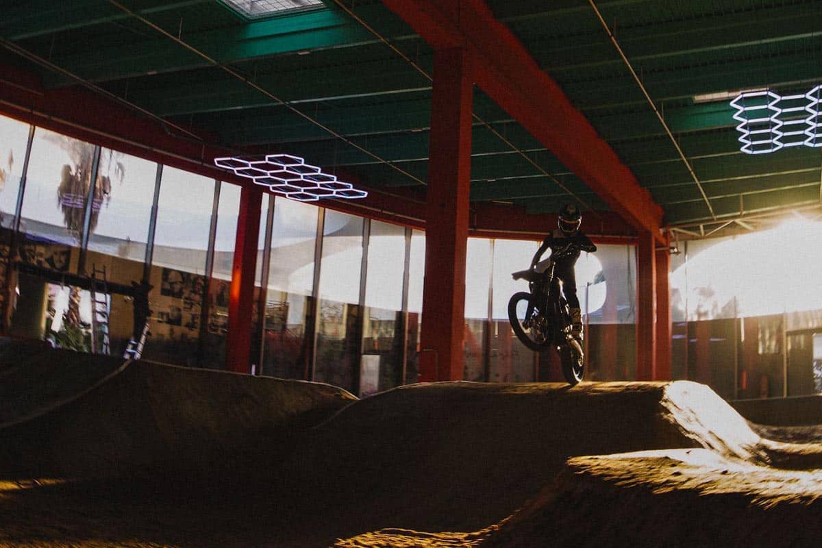 Motocrossity: el motocross urbano, en un centro comercial y para todos los niveles