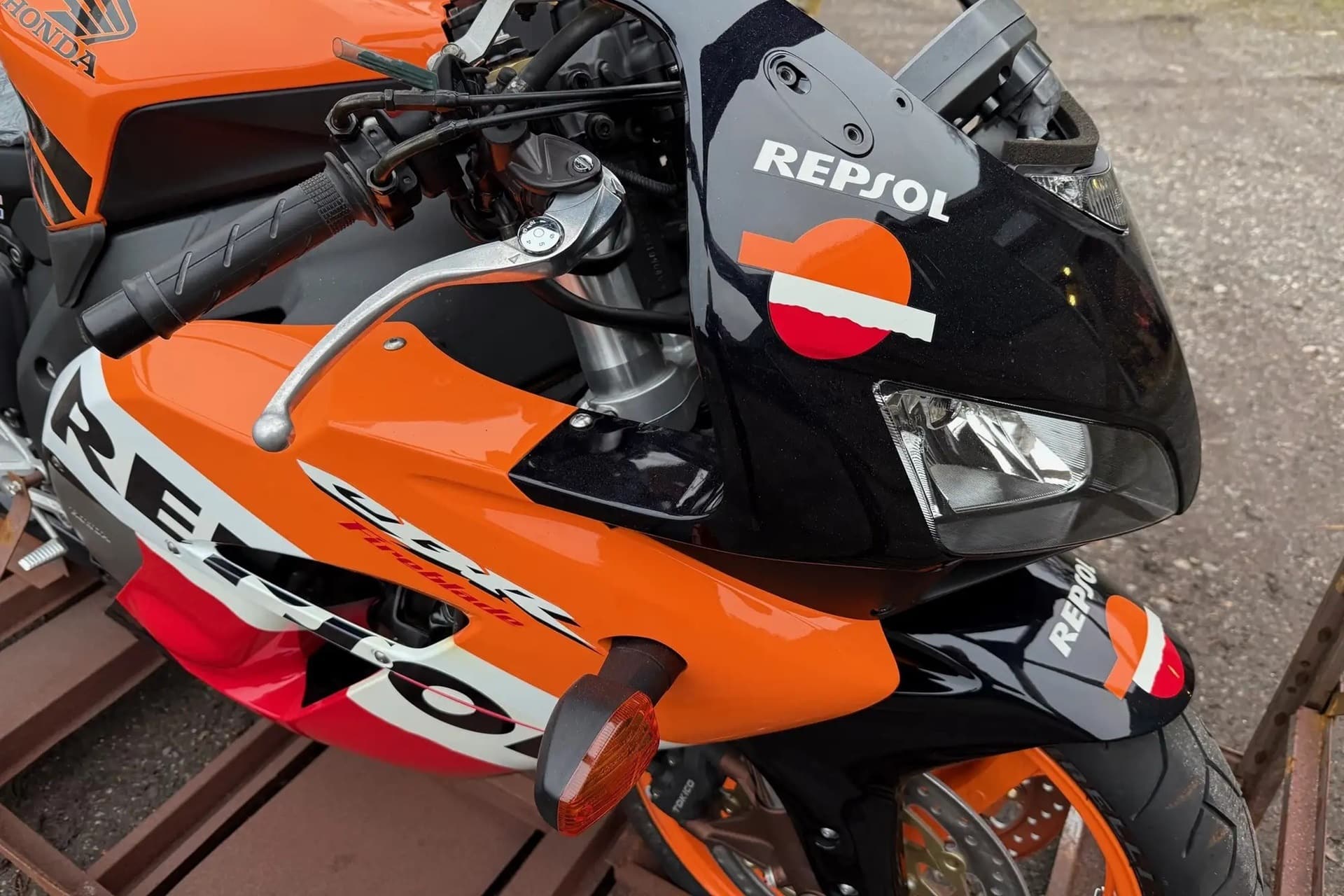 本田 CBR1000RR SC57 2005 年在包装盒中 - EVgoHK