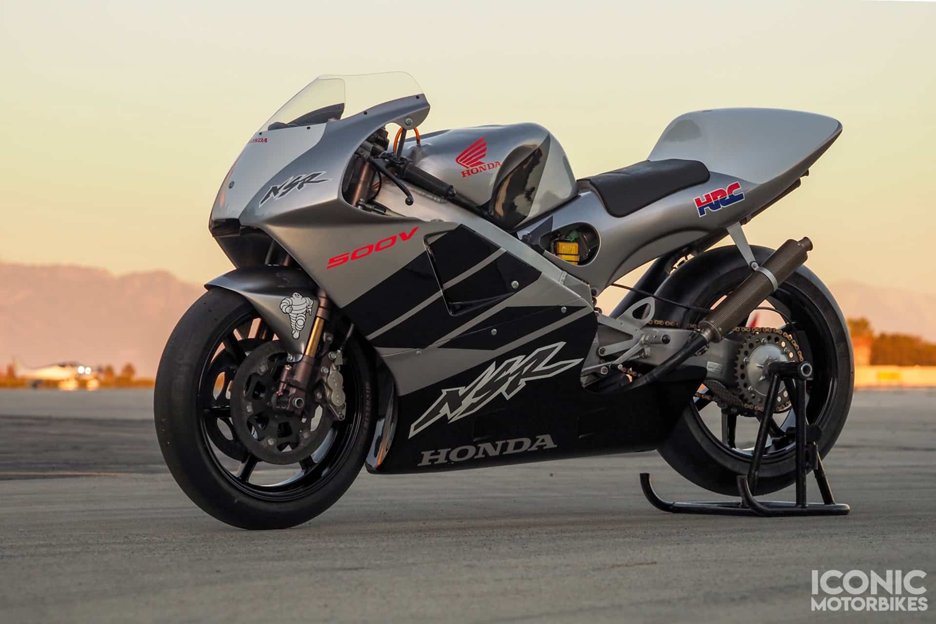 Esta Honda NSR500V se convierte en la moto japonesa mejor pagada de la historia en una subasta