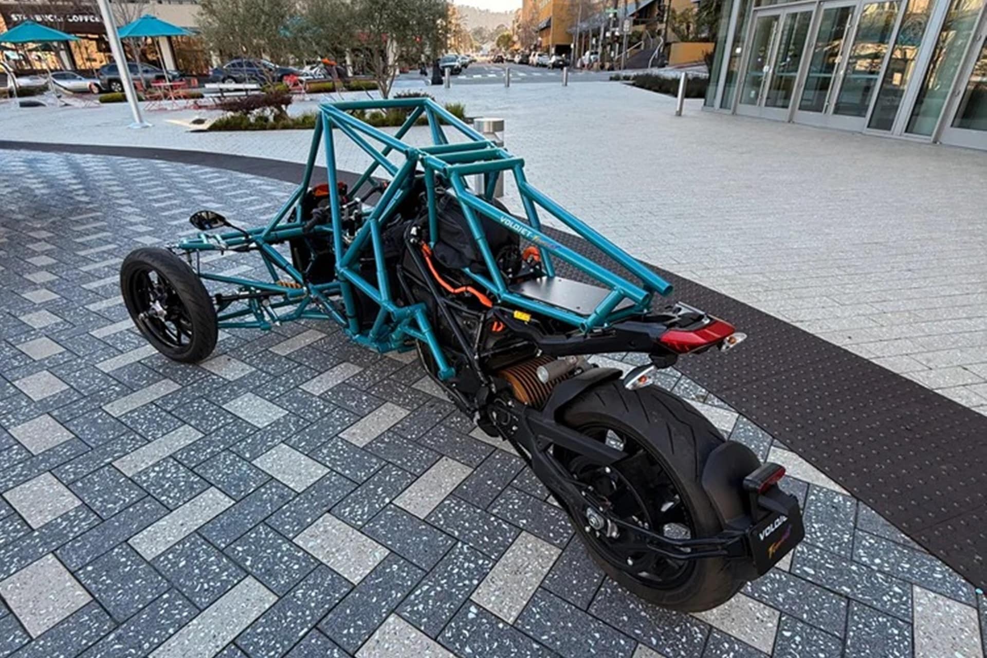 Convierte tu Zero "S" en un loco Trike a lo Mad Max con el kit Tomcat de Volojet