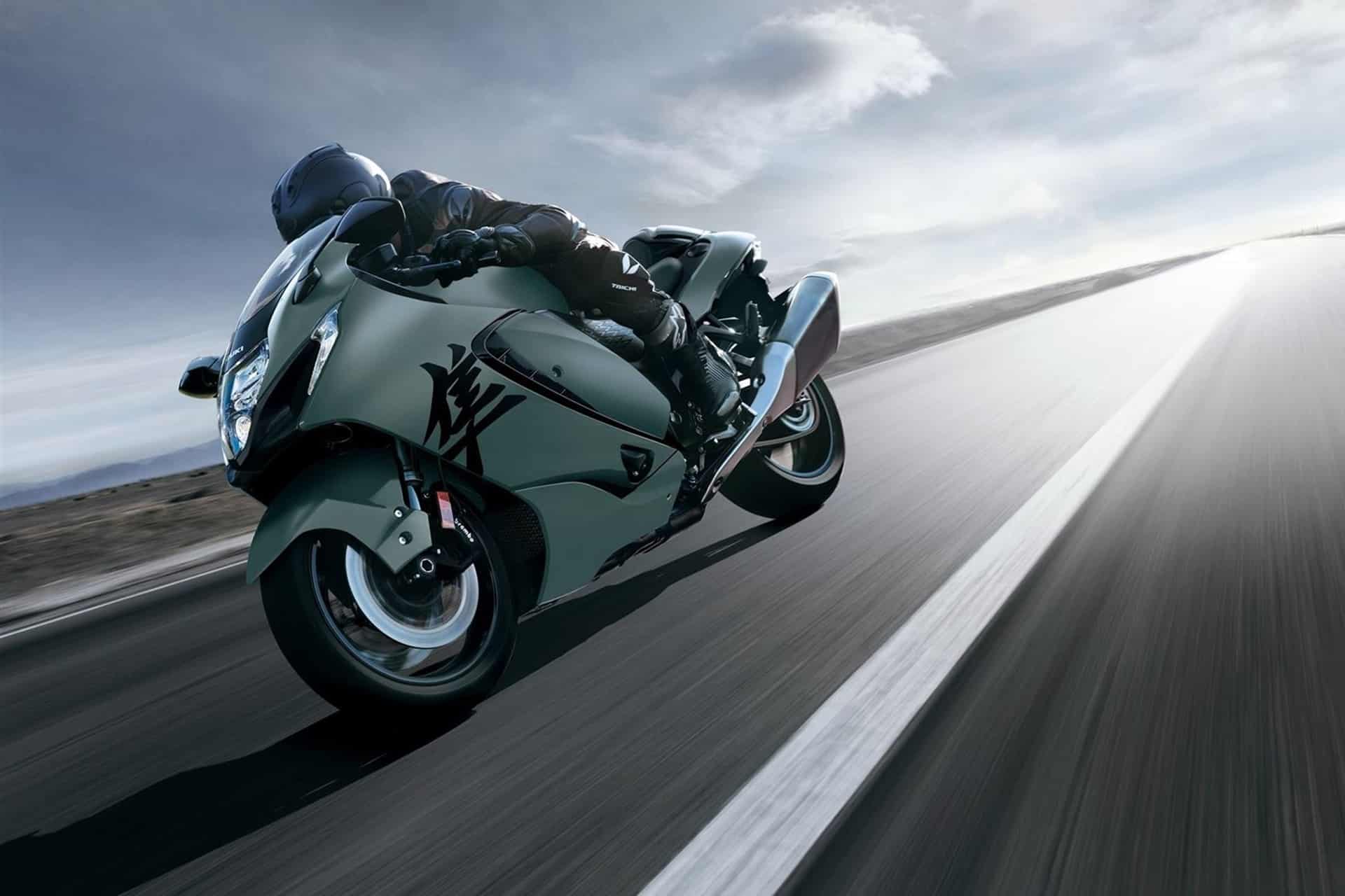 Suzuki renueva su Hayabusa para 2025, por dentro y por fuera