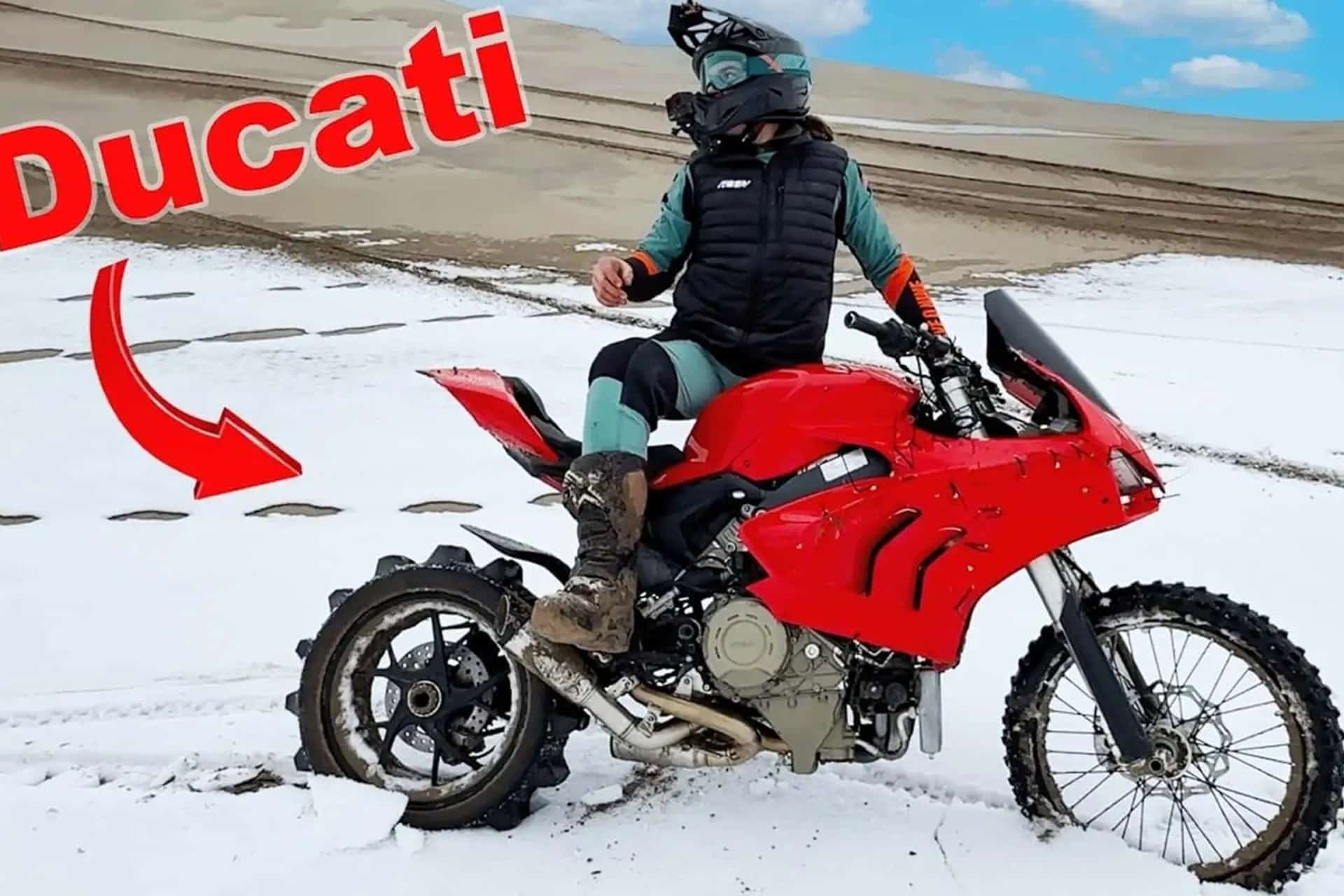 ¿Conoces la Ducati "PaniRally" V4? Este es el último invento del youtuber Matt Spears