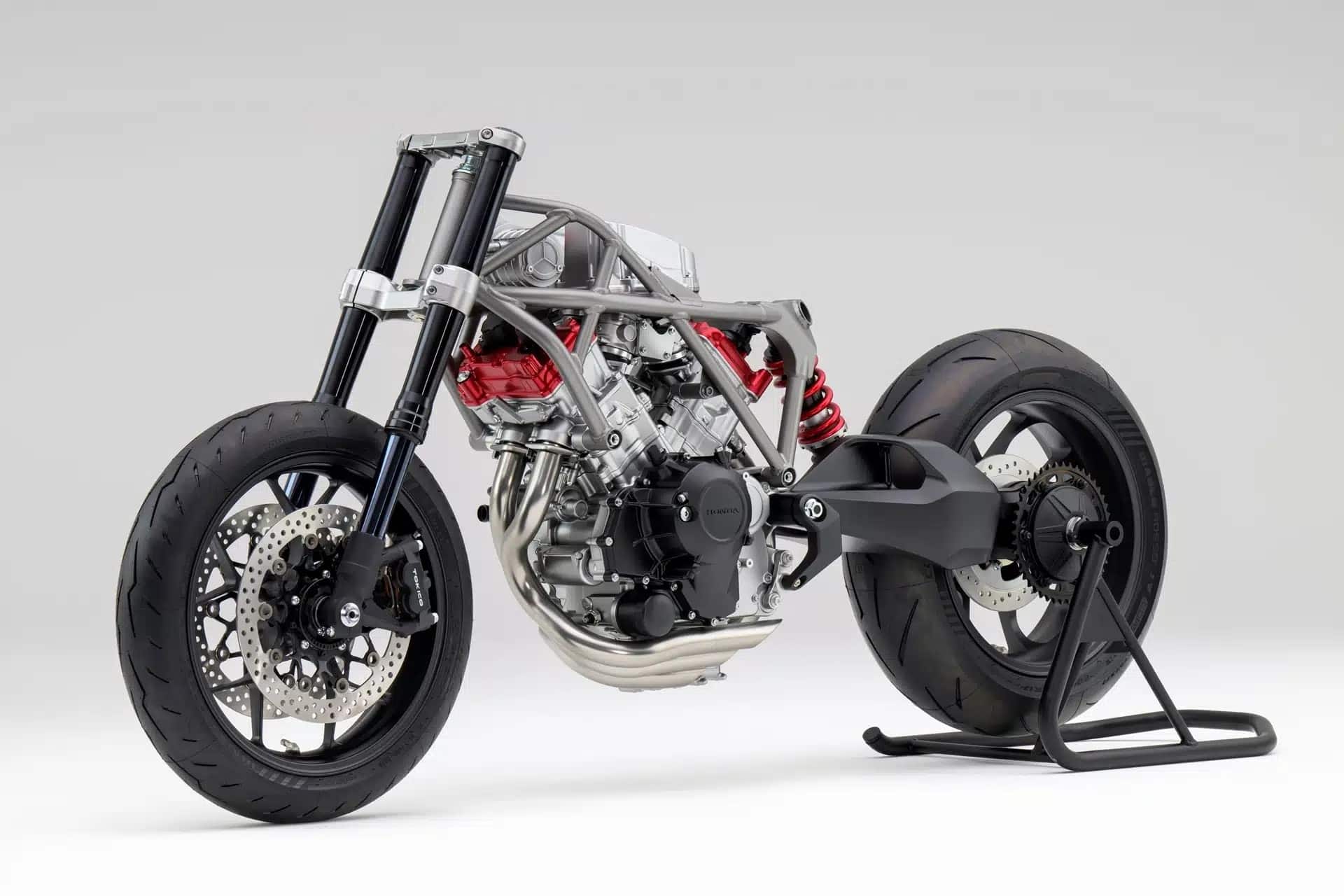 Honda registra las siglas V3R como primer modelo propulsado por su nuevo motor "Tri en uve" con compresor eléctrico