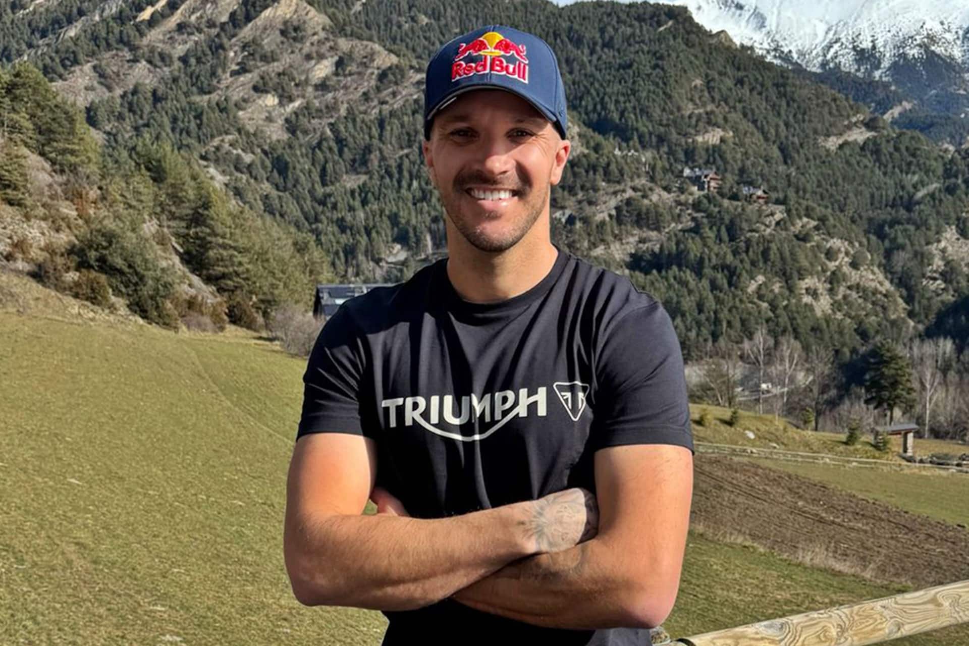 Triumph Motorcycles ficha a Sam Sunderland