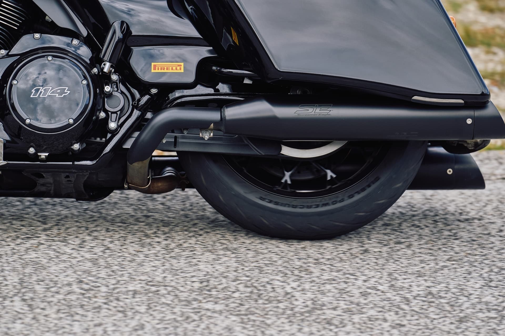 Pirelli Diablo PowerCruiser：定制段的最高性能