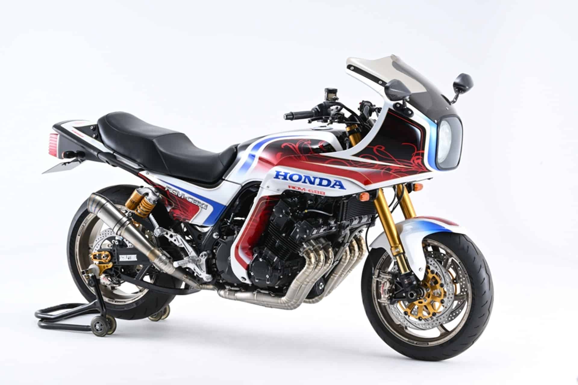 RCM-688: AC Sanctuary presenta su primer restomod sobre una Honda CBX1000