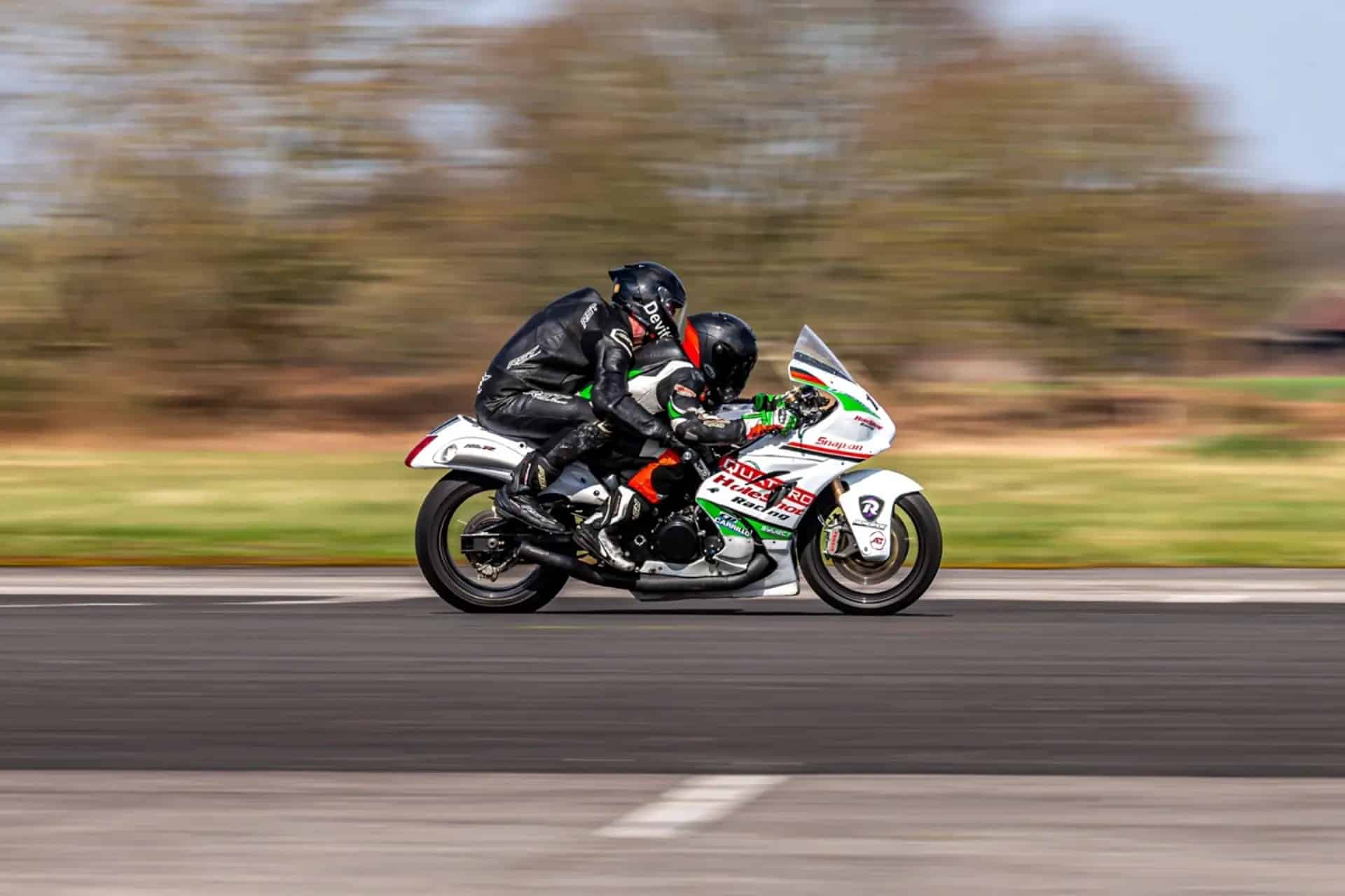 Récord mundial de velocidad en Suzuki Hayabusa