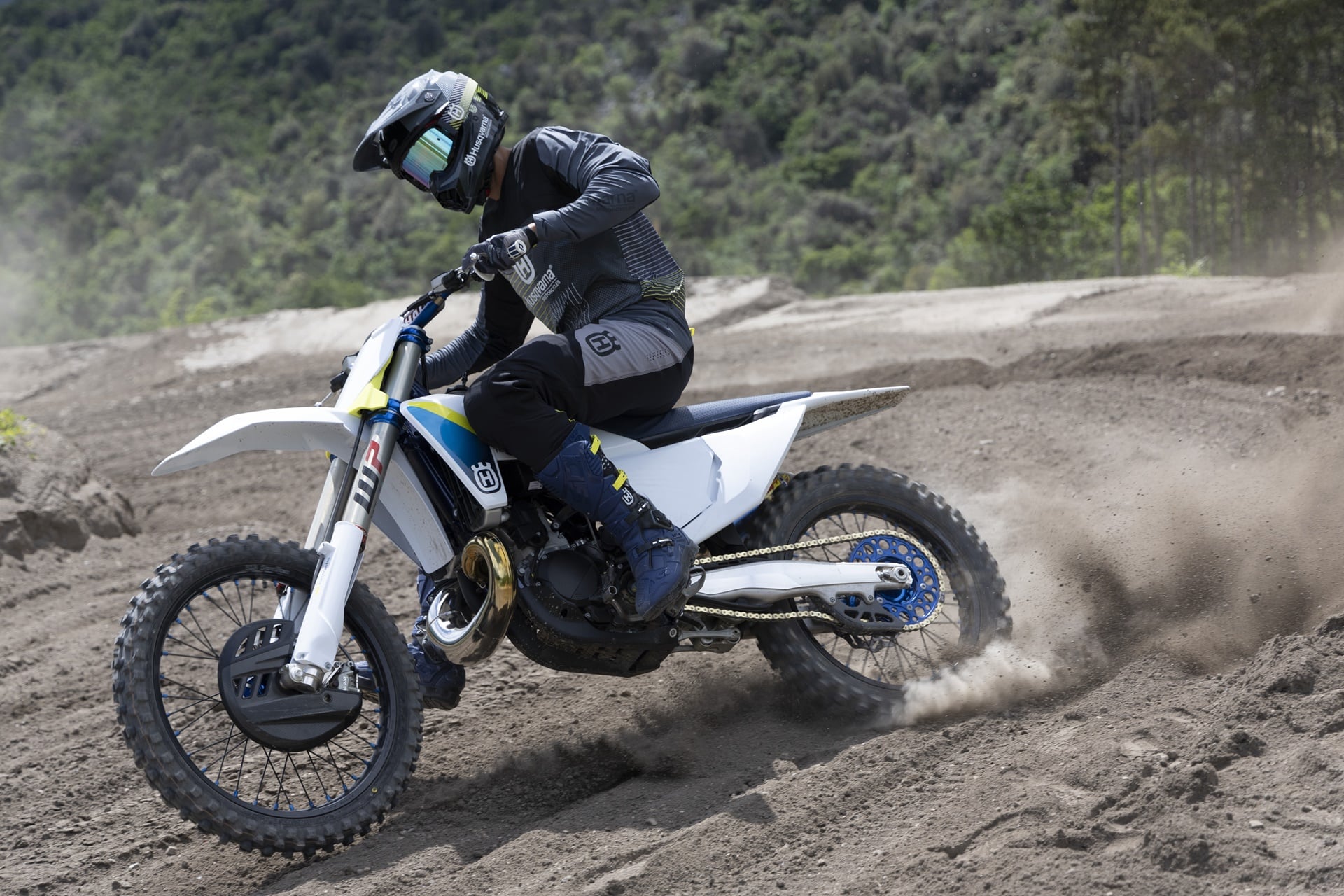 Ridin' Smoke 2025: Prueba la gama Husqvarna 2T en un evento Offroad único