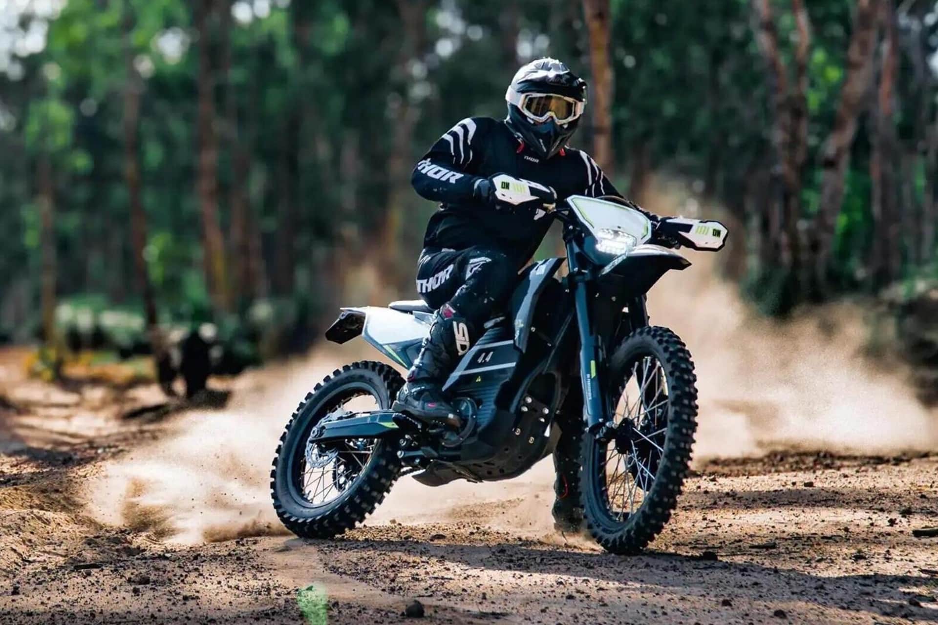 OZY 30X: Una australiana se suma al competido segmento Offroad enchufable