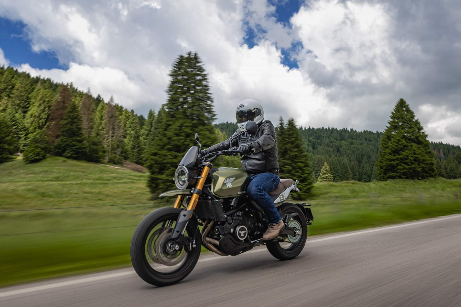 Morini Riding Seys 2025：发现下一摩托车的性格，好处和设计