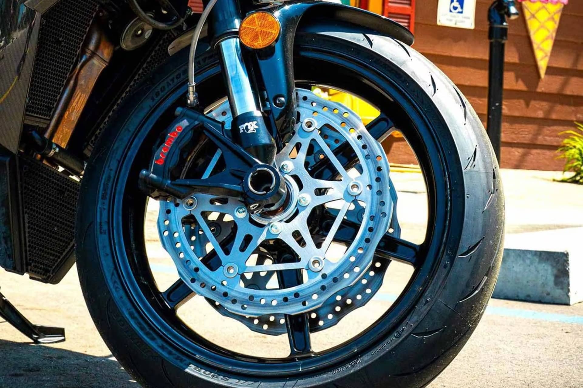 Buell Supeouring 2025：该品牌宣布了今年秋天的正式发布