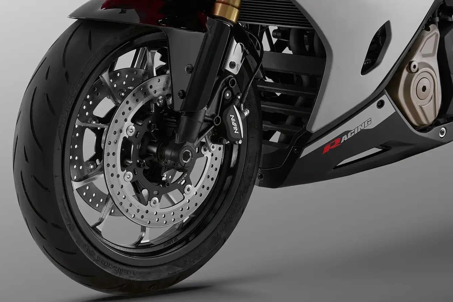 新的QJMotor SRK 500 RA 2025：半病态变化，Monobrazo和Mantymation A2