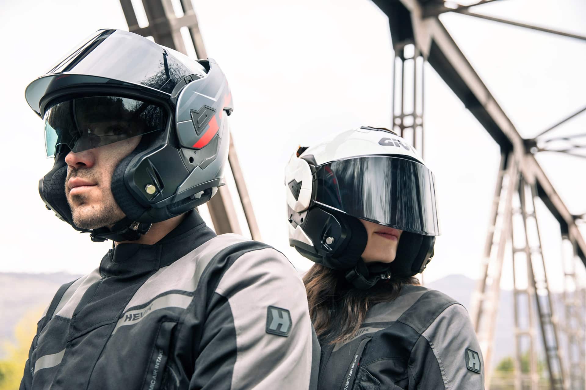 Nuevos GIVI X.50 y X.30: Dos cascos modulares al servicio de las dos ruedas