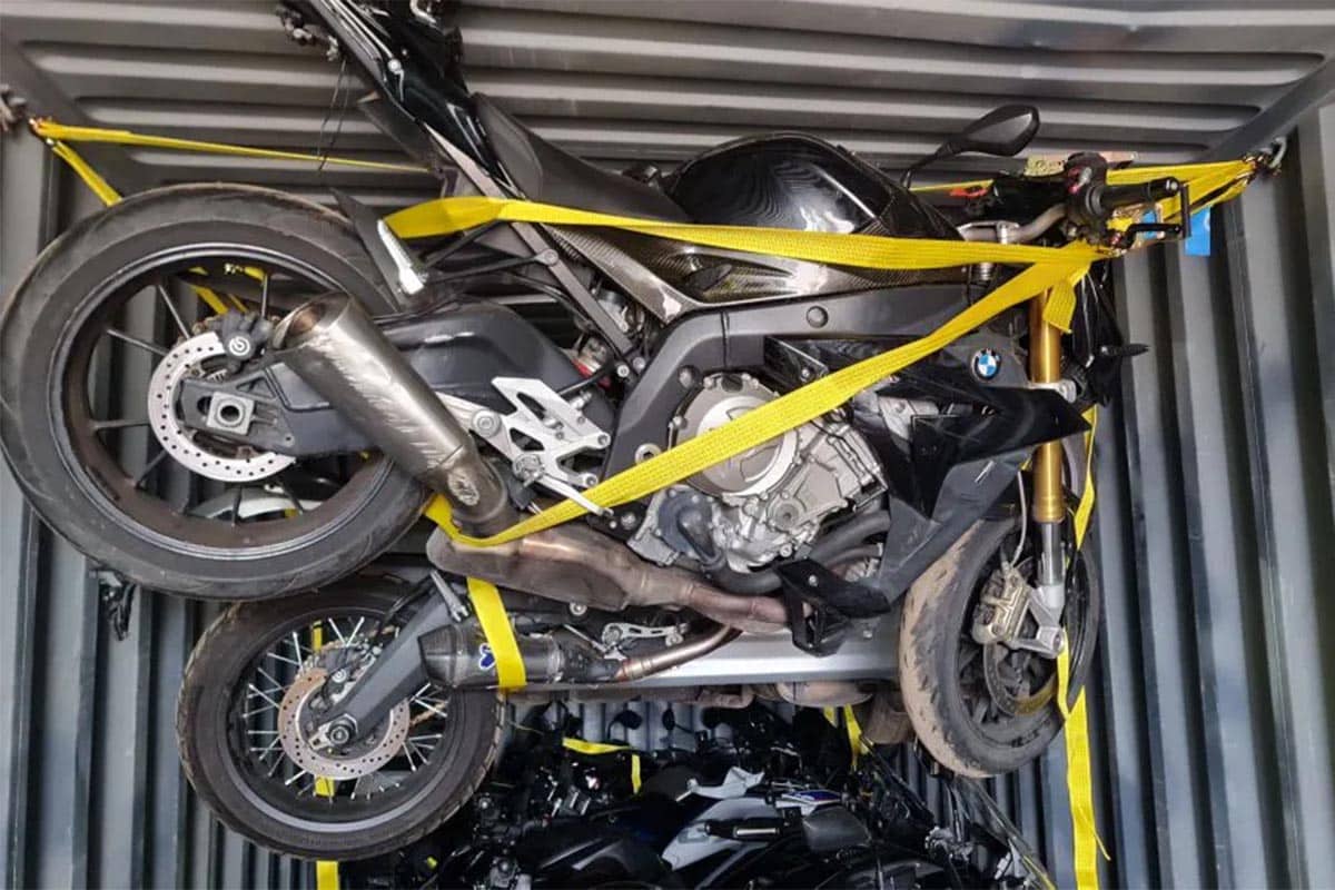 25 motos recuperadas por la policía de una sola vez gracias a un localizador