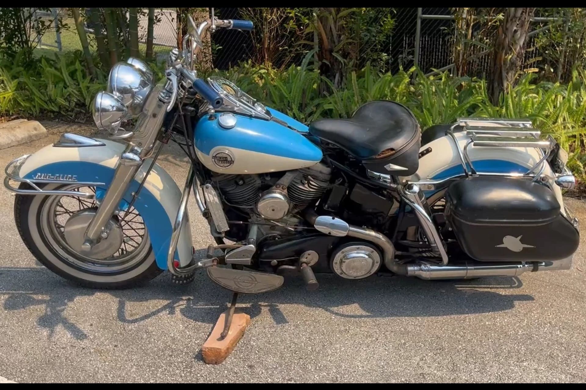 待售的梦想摩托车：1958年的Harley-Davidson FL Duo Glide