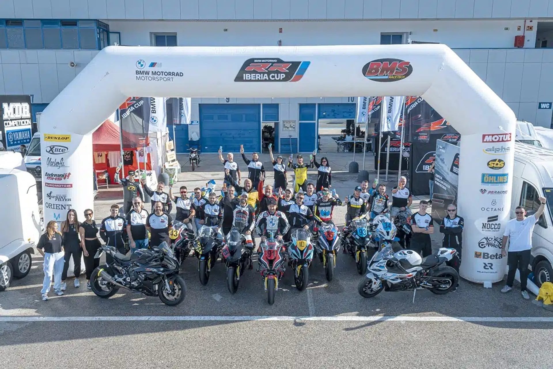 BMW Motorrad RR Iberia Cup 2025：BMW S 1000 RR和M 1000 RR的自然栖息地