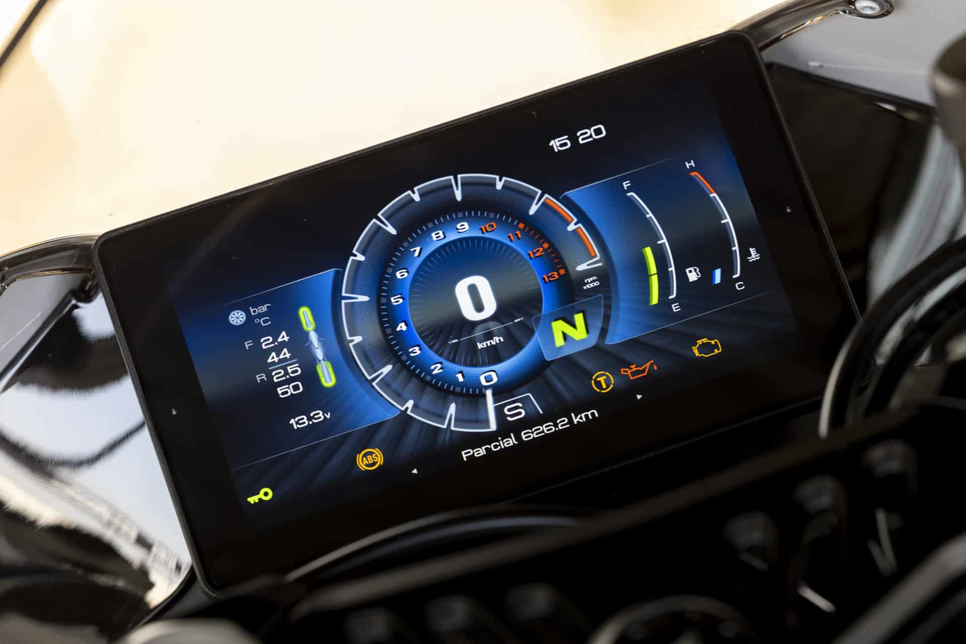 测试Zontes 703 RR 2025