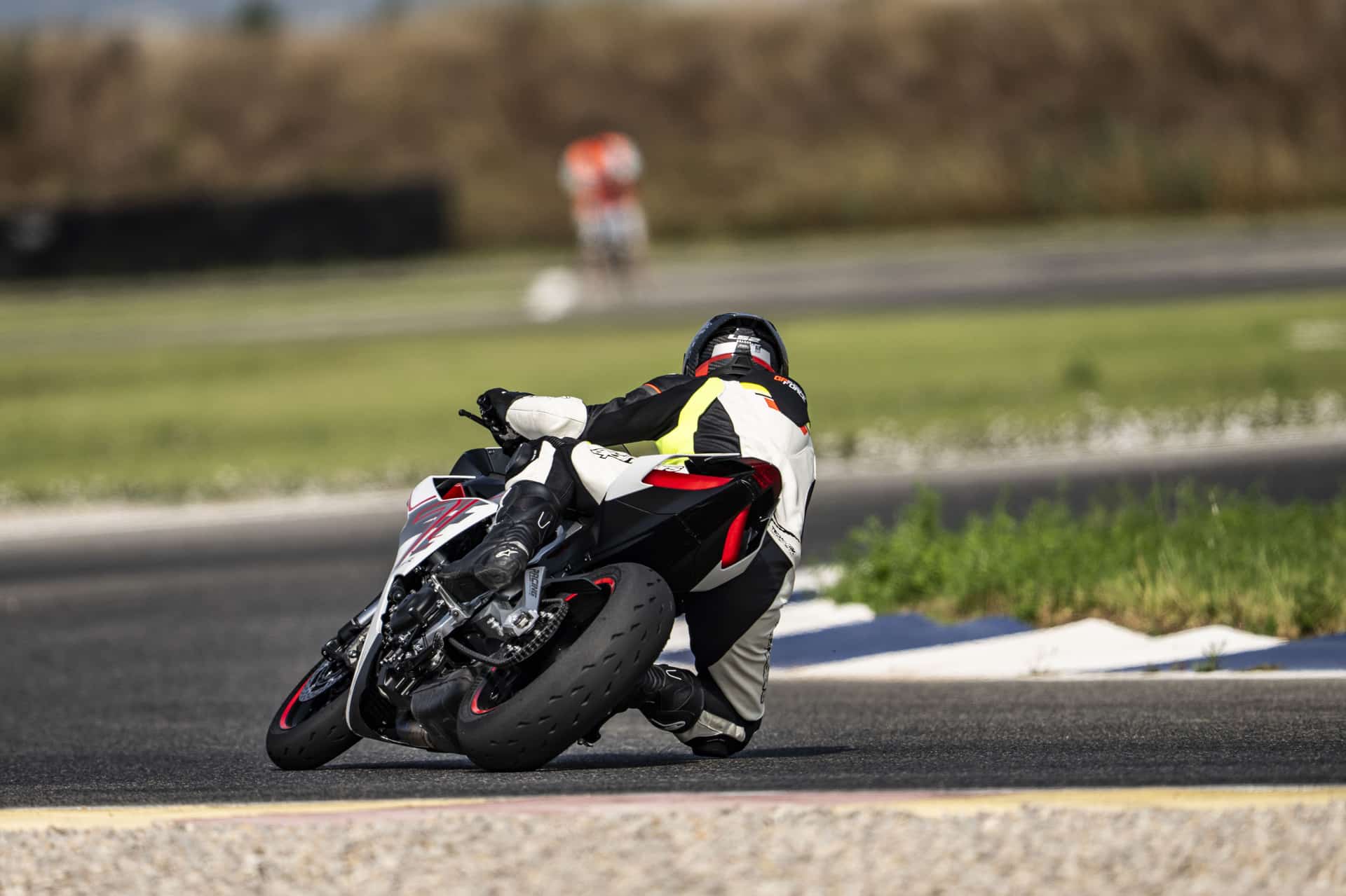 测试Zontes 703 RR 2025