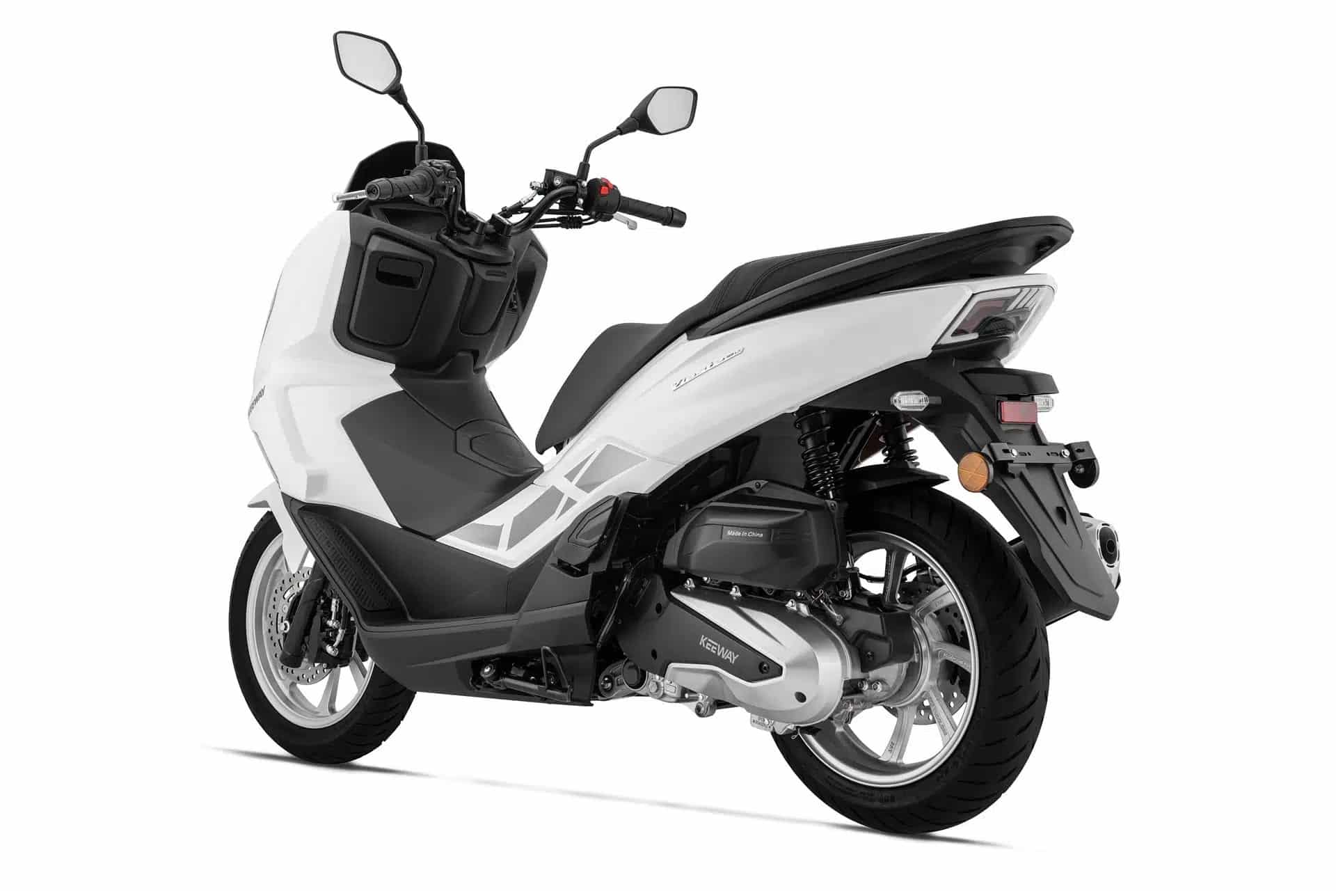 今年夏天发布的Keeway Vieste 125lx是500欧元折扣