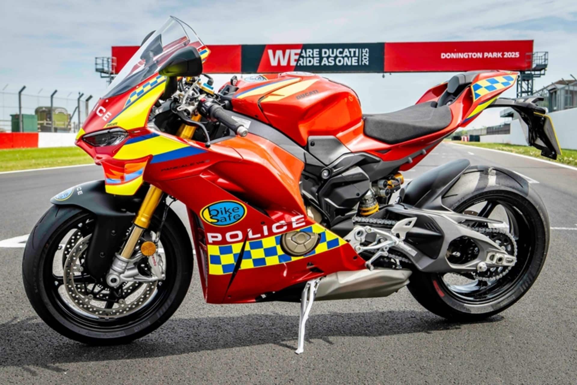Ducati Panigale v4 to bikesafe