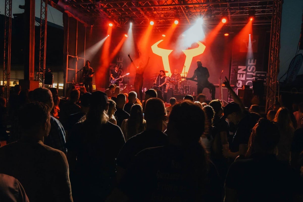 SW-Motech的开放日2025：两个轮子上的肾上腺素，情感和热情