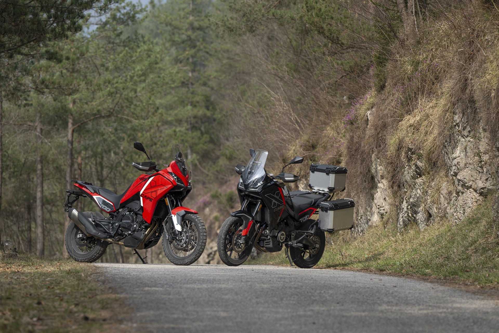 La X-Cape 700 aterriza en los concesionarios oficiales de Moto Morini en nuestro país