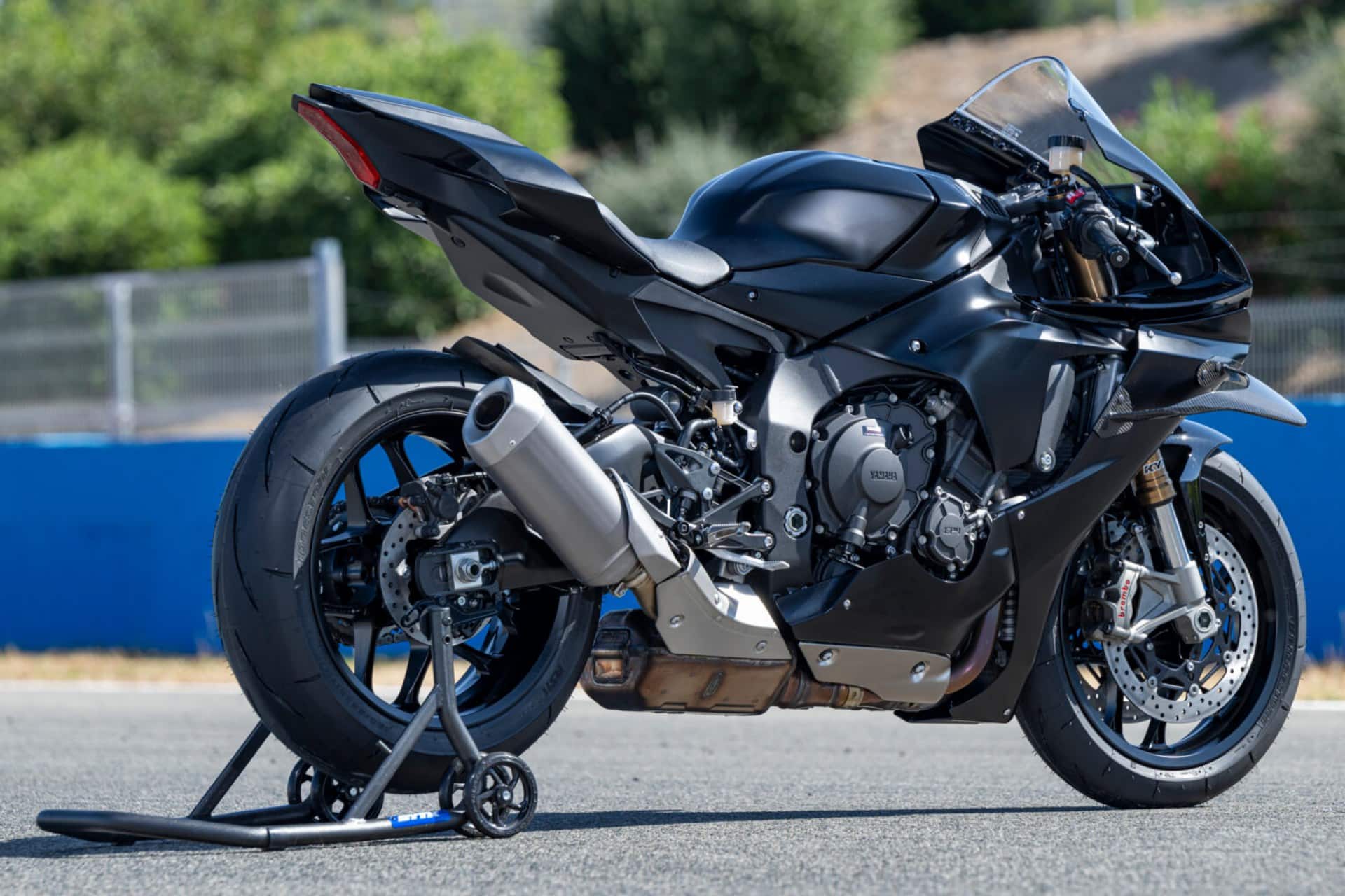 2027 R1 可以将我们带回Yamaha R1的解决方案 - EVgoHK