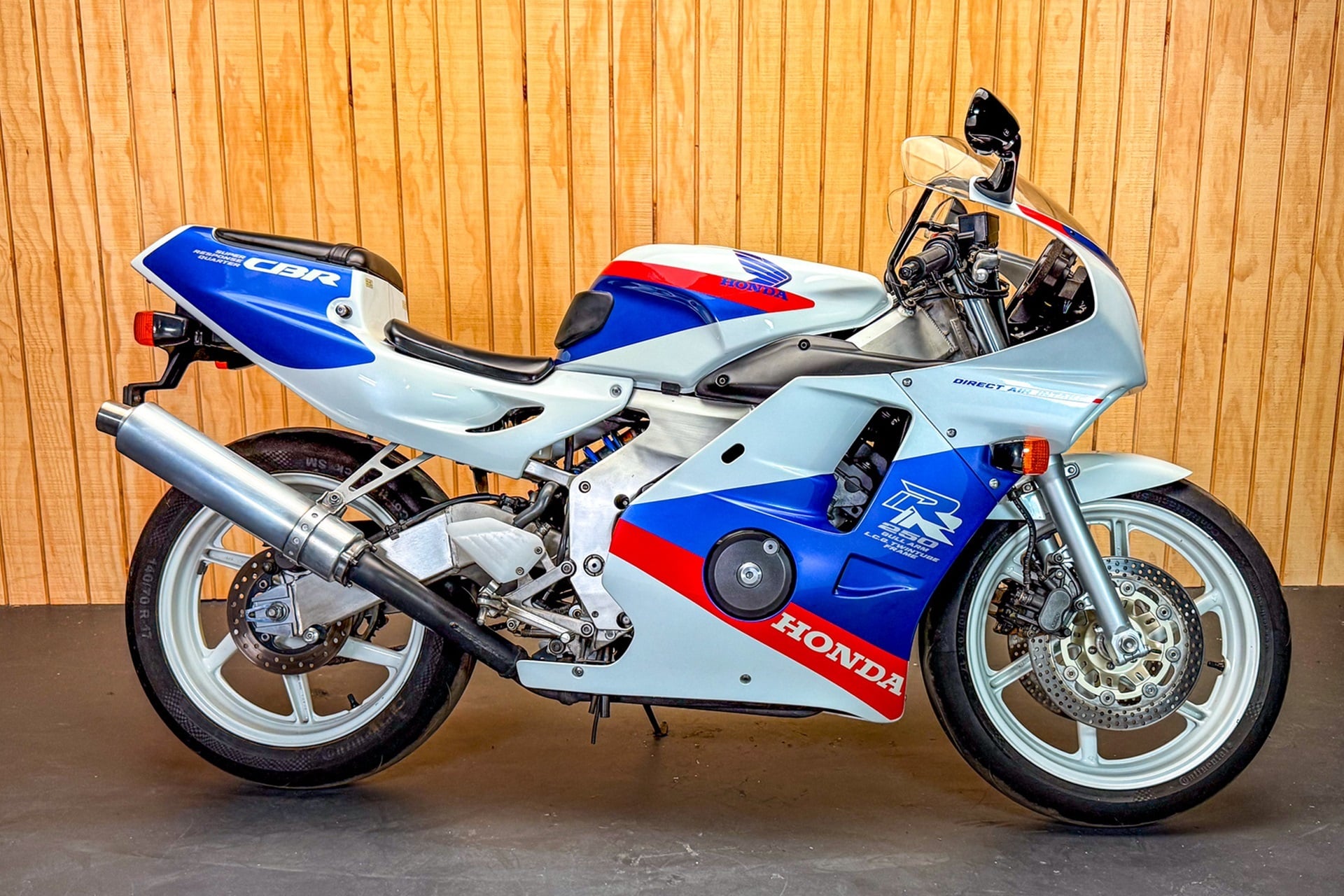 Honda CBR250RR de 1990: Una “Babyblade” en toda regla