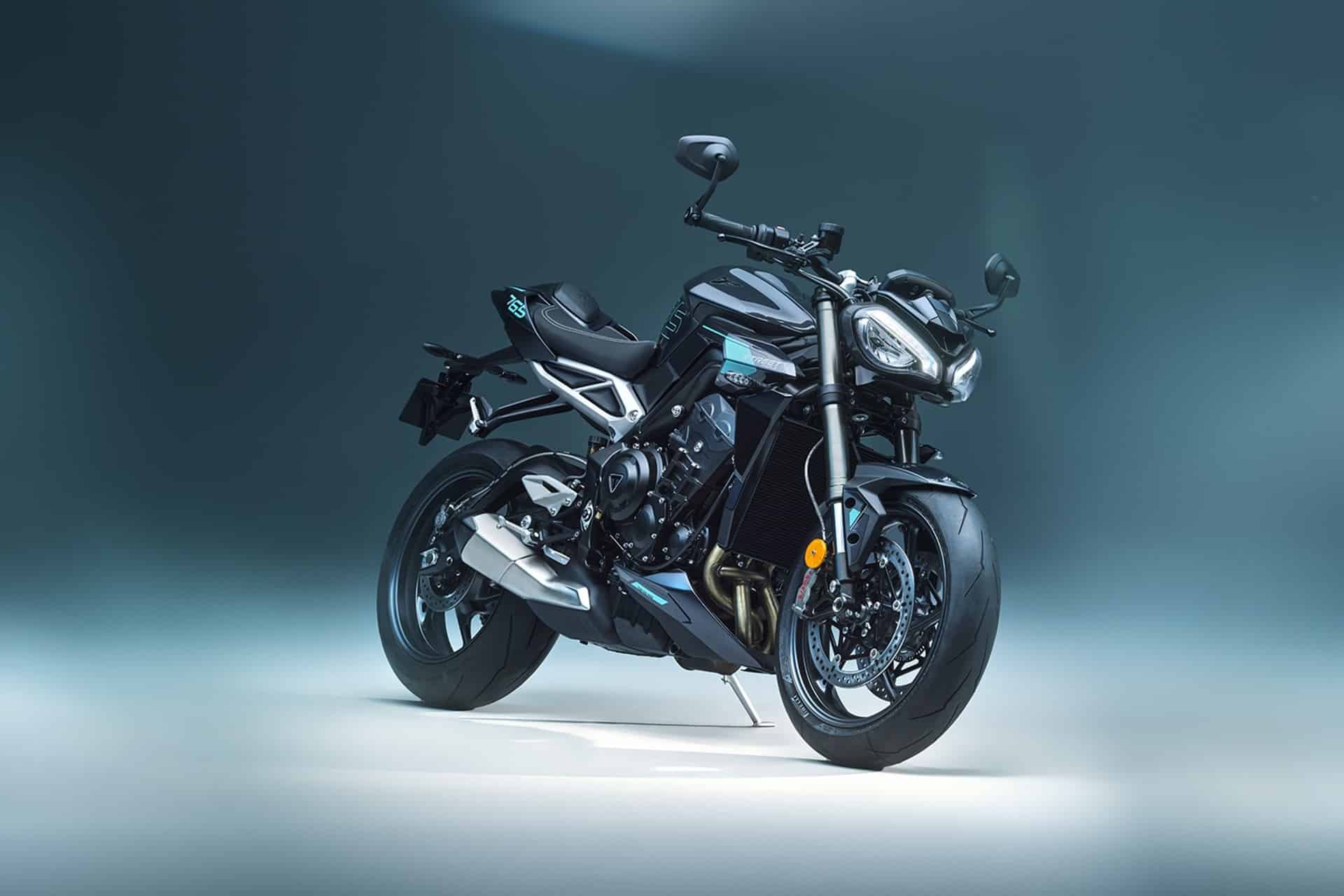 Triumph呈现其新的2026色范围与当前趋势一致