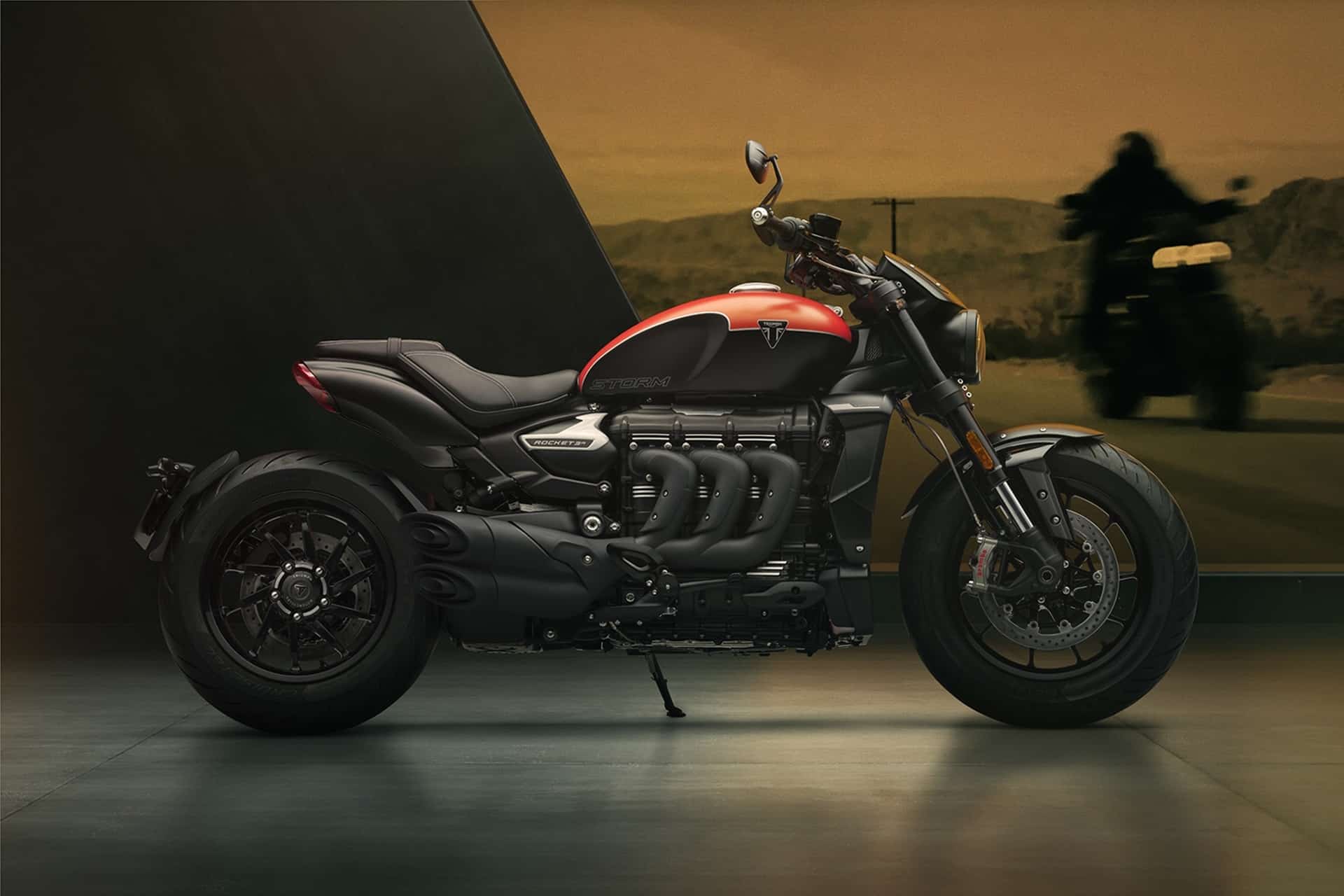 Triumph呈现其新的2026色范围与当前趋势一致