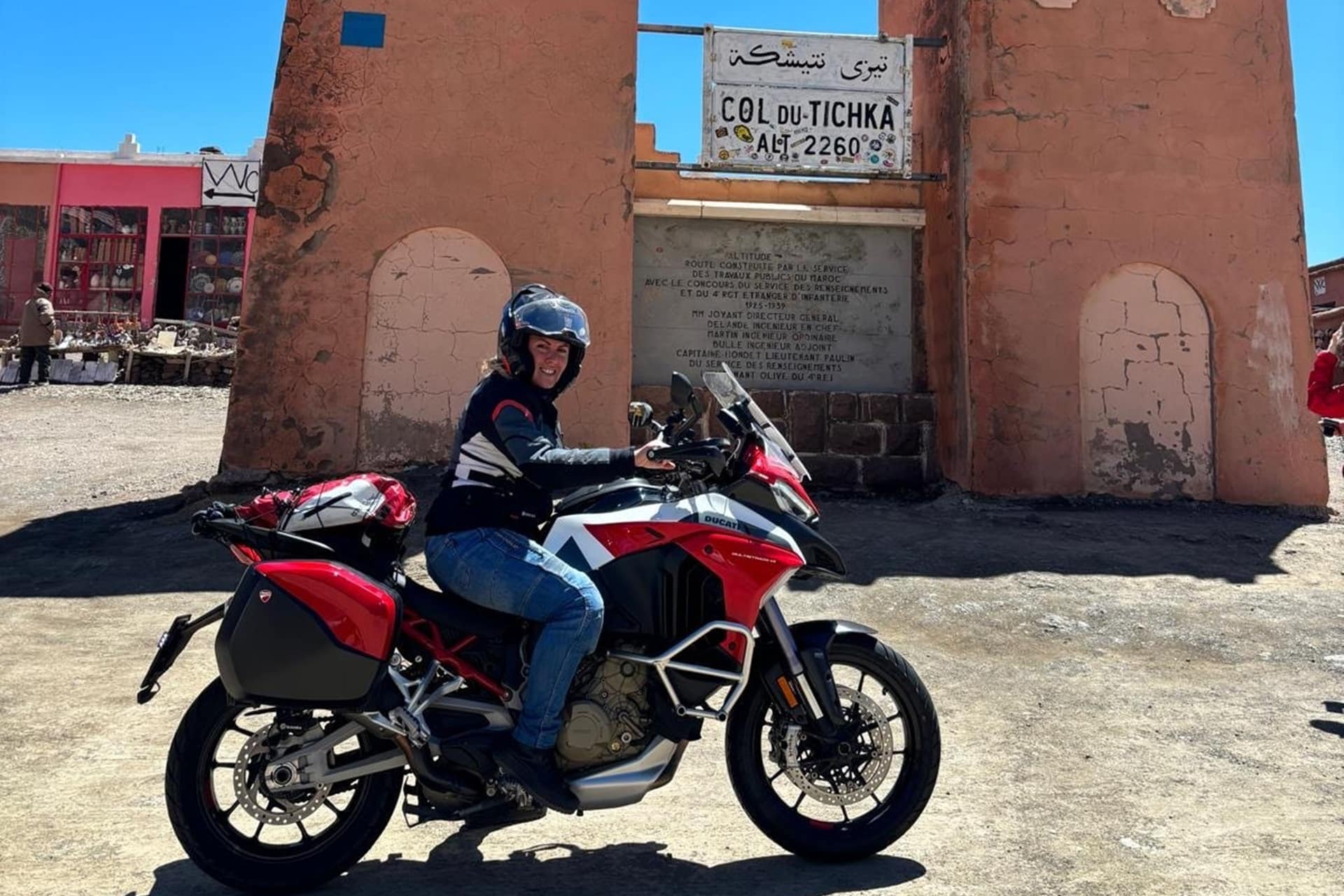 Multistrada V4 Voyagers 2025：国际上的Motourism胜利