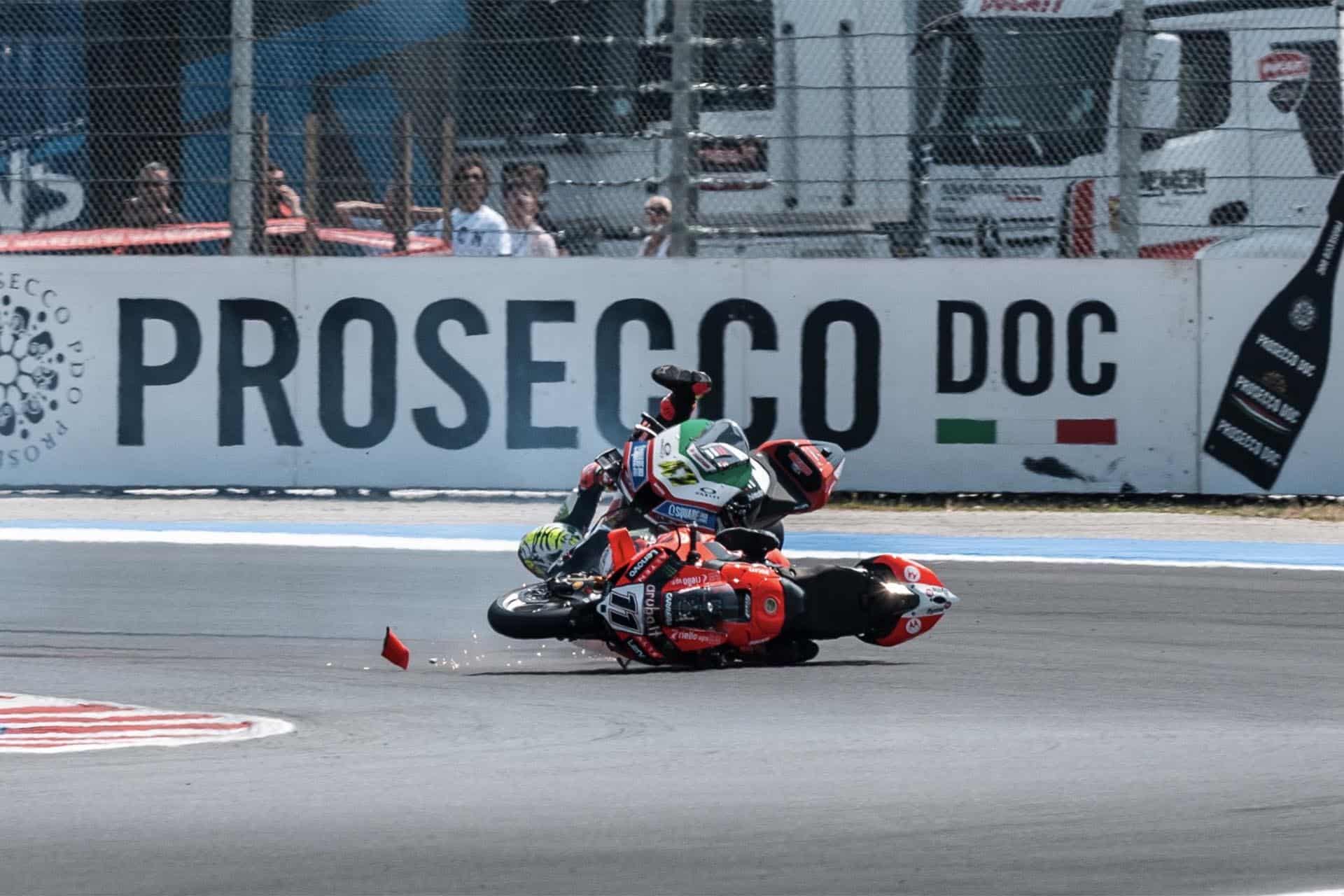 在冠军的这一部分中，有自己的错误或强制性错误