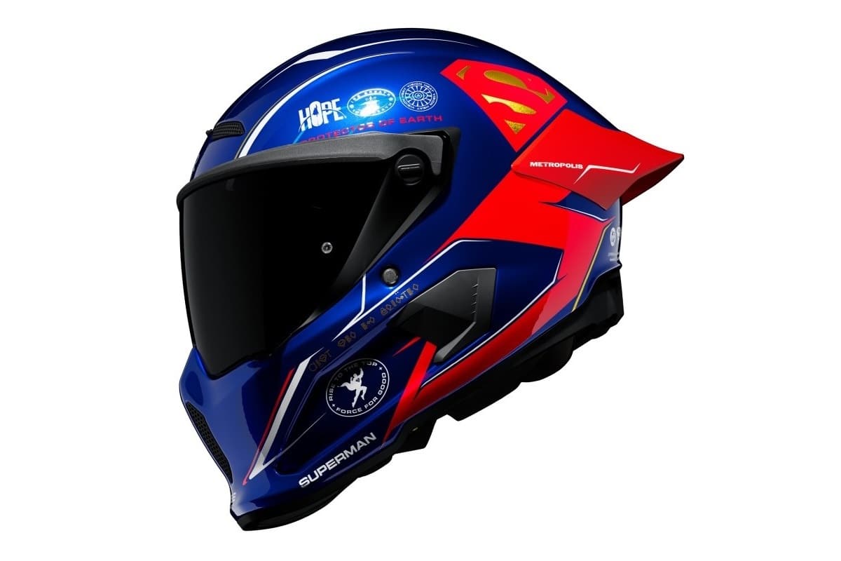 Ruroc与漫画书合作展示了其新的DC 2025系列