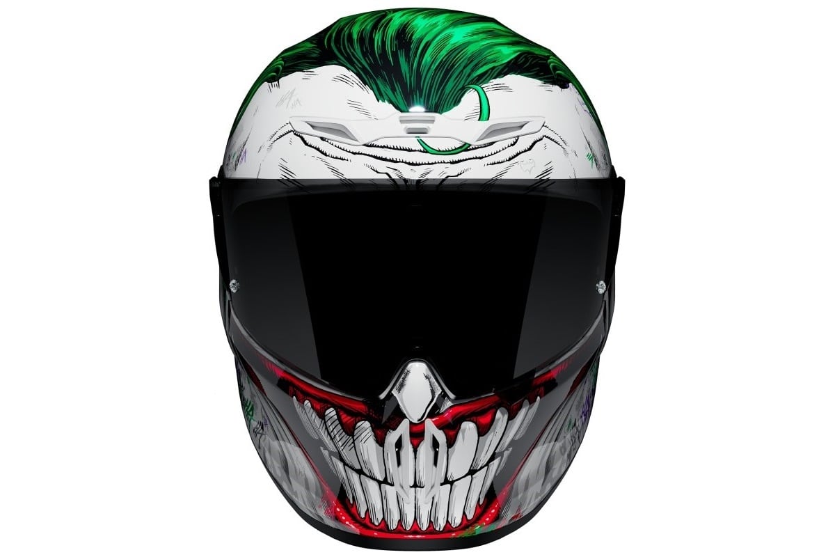 Ruroc与漫画书合作展示了其新的DC 2025系列