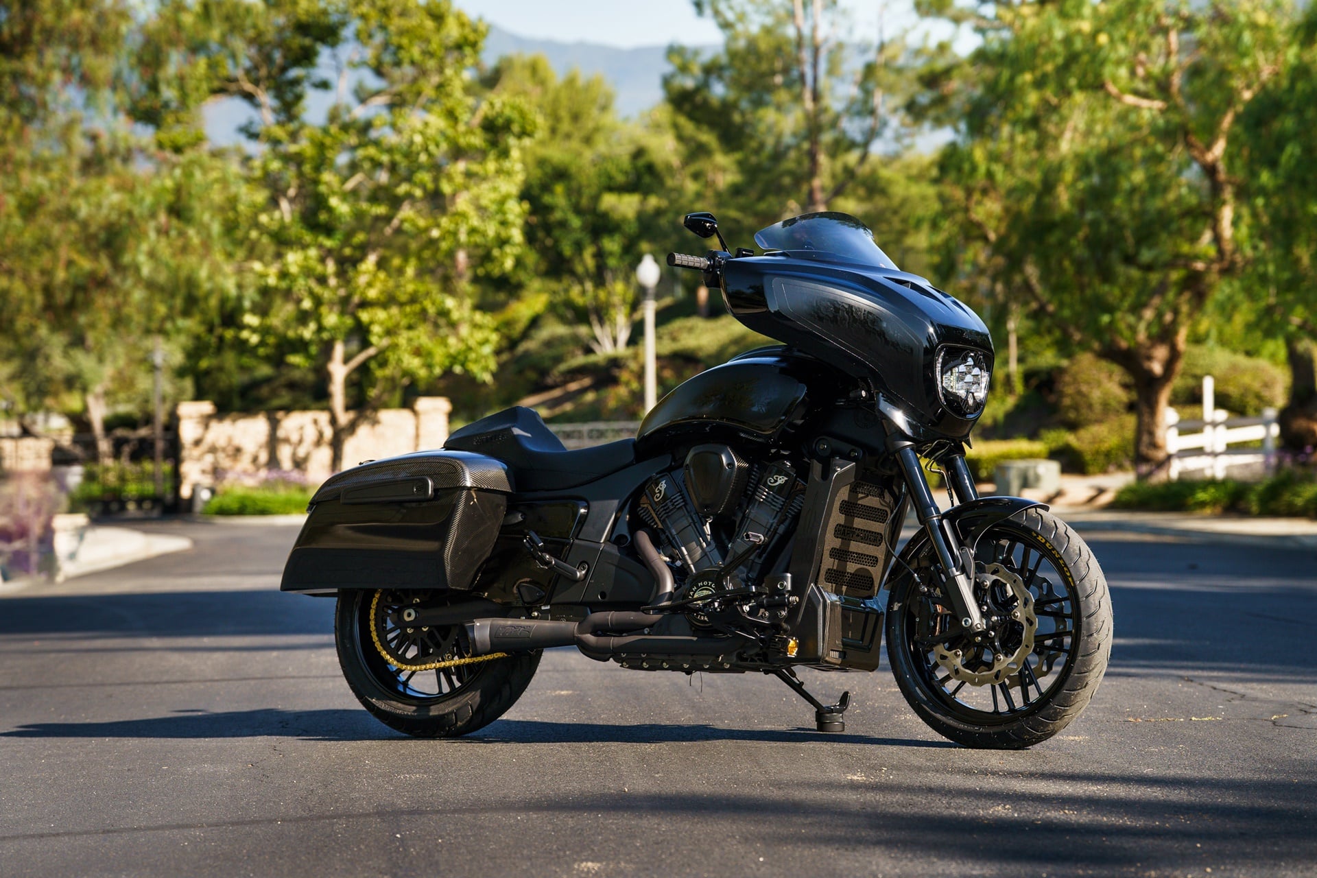 印度人伪造的系列为瑞安·塞克勒（Ryan Sheckler）展示了他的最后一部杰里米“ Twitch” Stenberg的作品