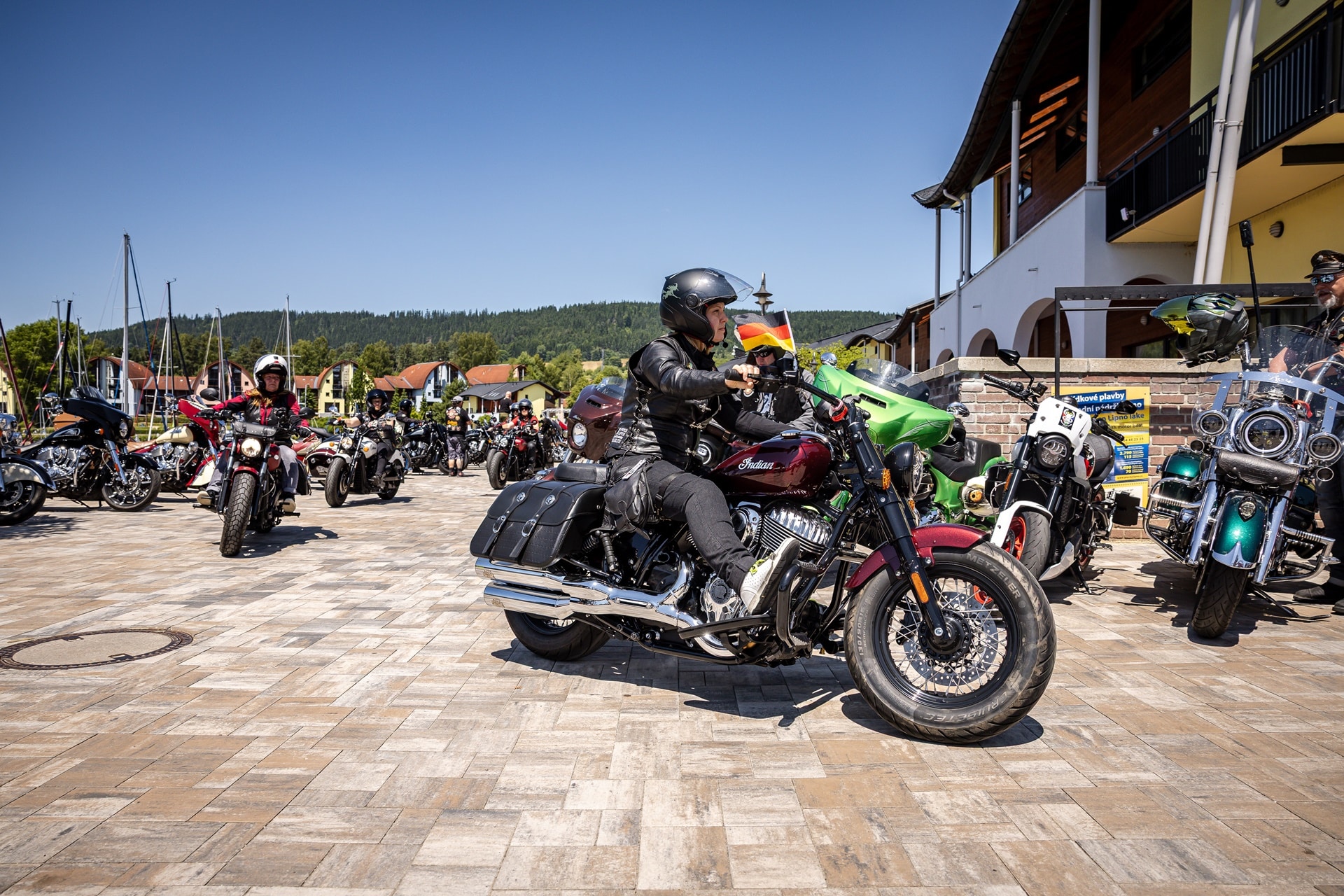 印度骑手节2025年：在一个难忘的庆祝活动中，来自44个不同国家的近4,000名参与者