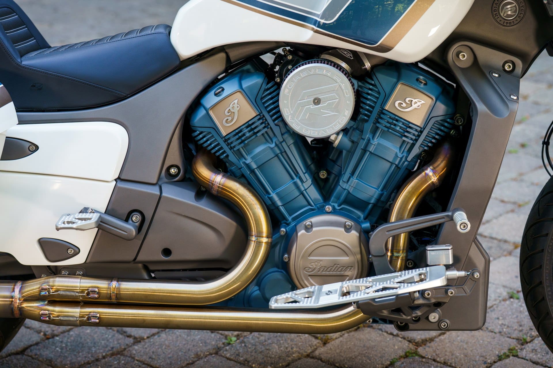 印度酋长PowerPlus永远Rad Tyler Hubbard Forged