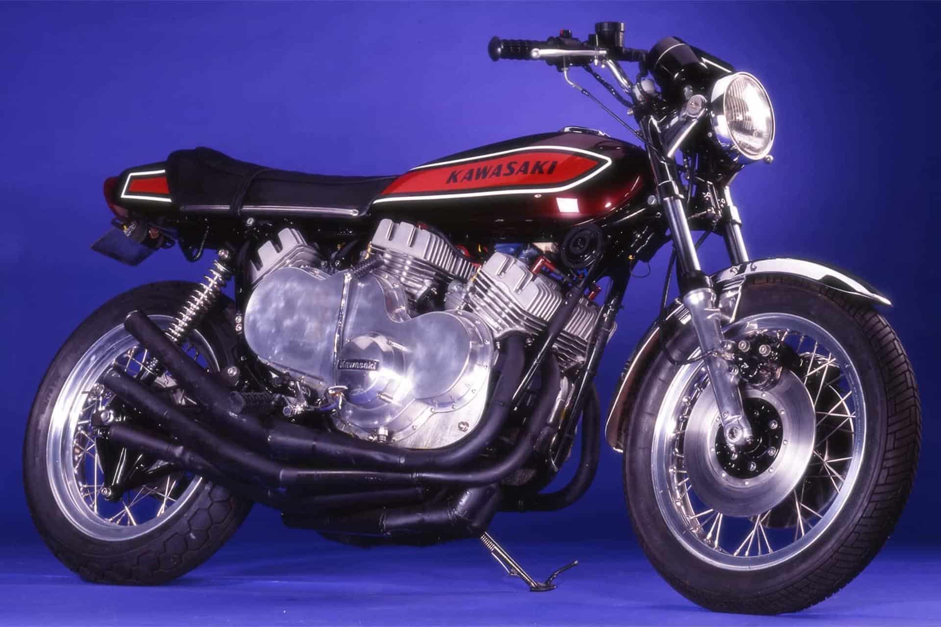 ¿Por qué conformarse con 4 cilindros pudiendo tener 9? La historia de la Kawasaki de Whitelock