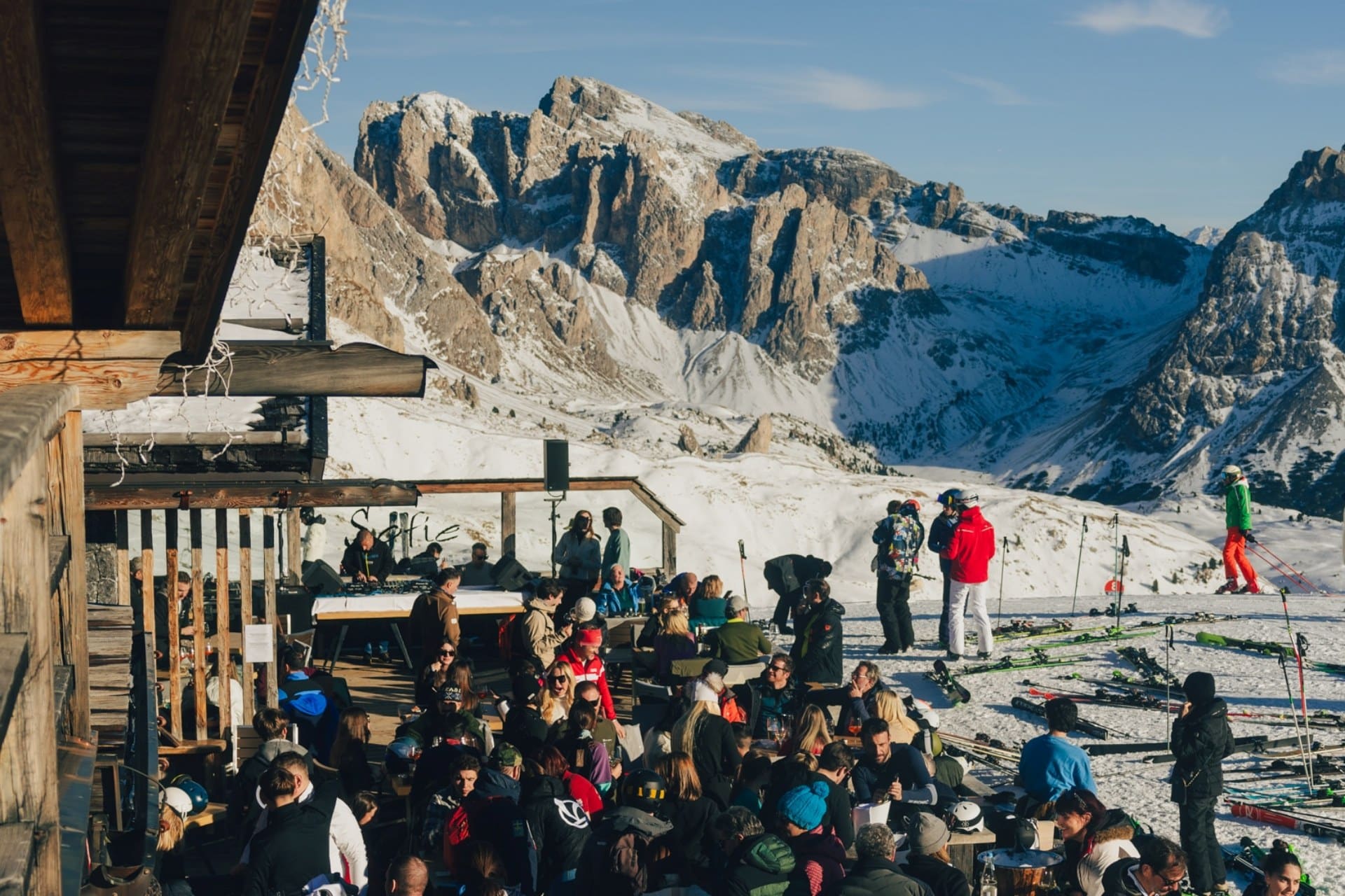 Vespa by The Mountain 2025