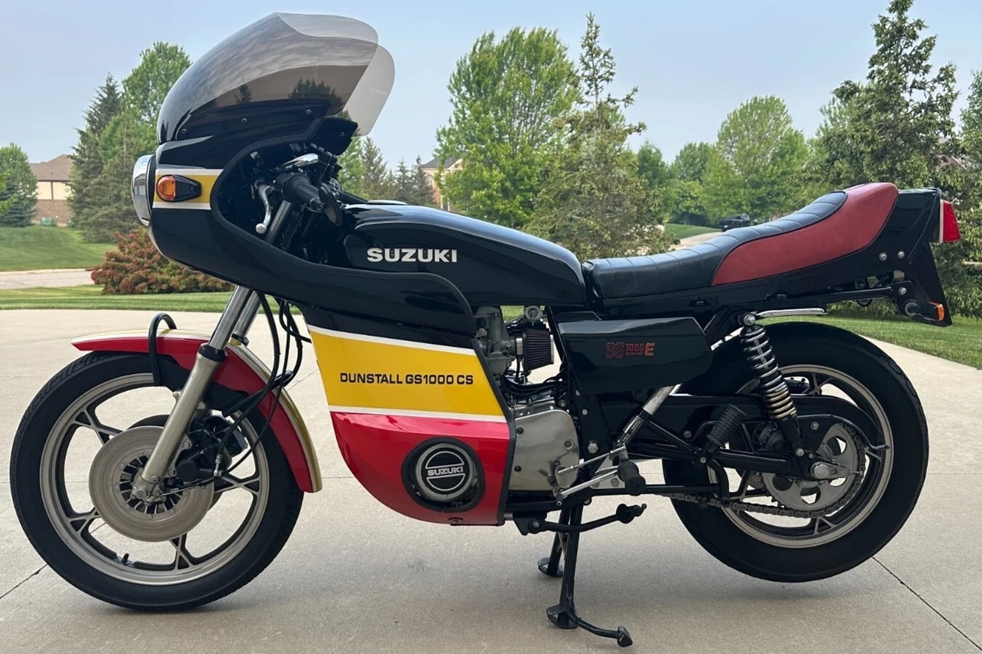 待售的梦幻摩托车：铃木/Dunstall GS1000 CS