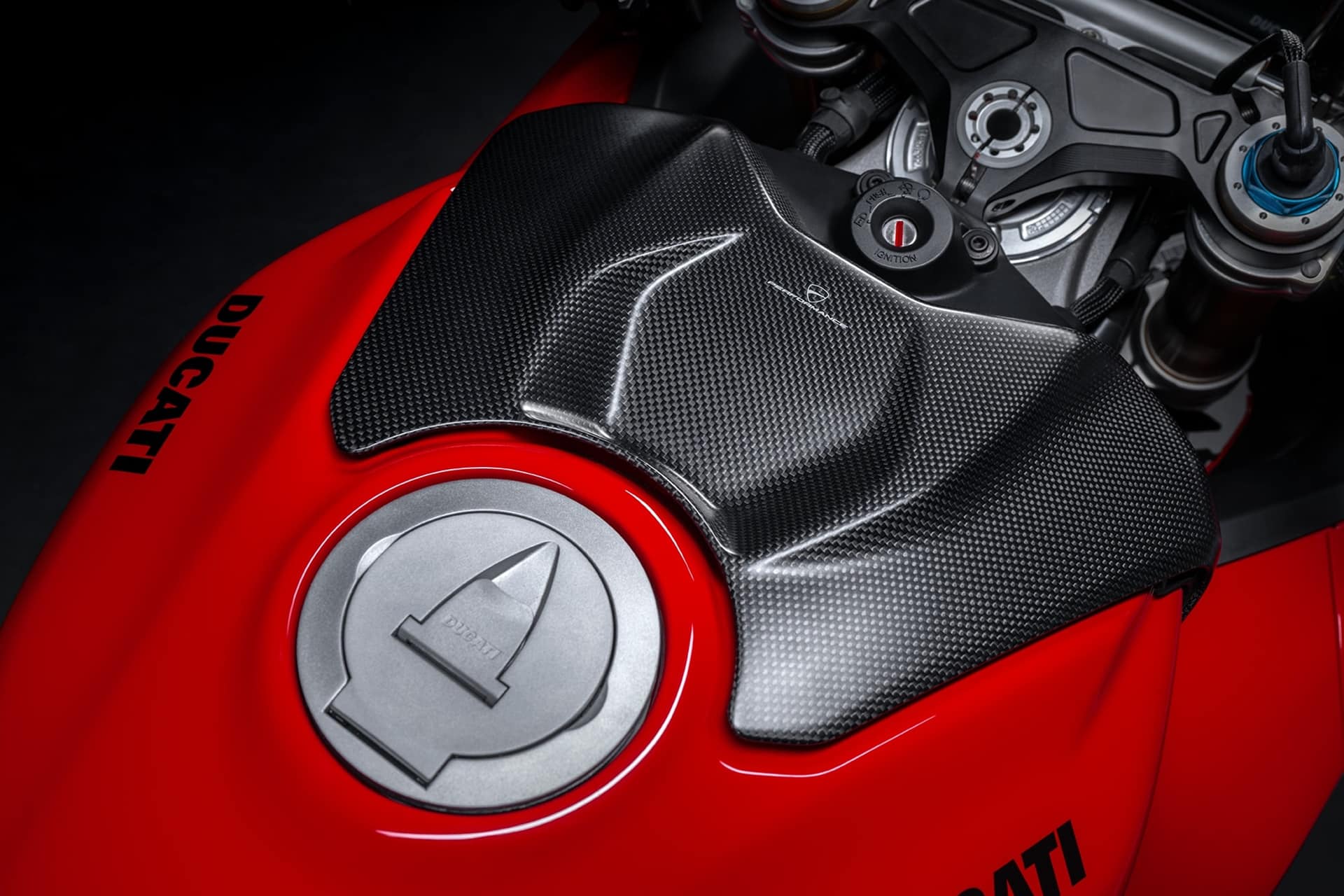 Ducati性能配件范围：Las Panigale V4和V2达到另一个性能水平