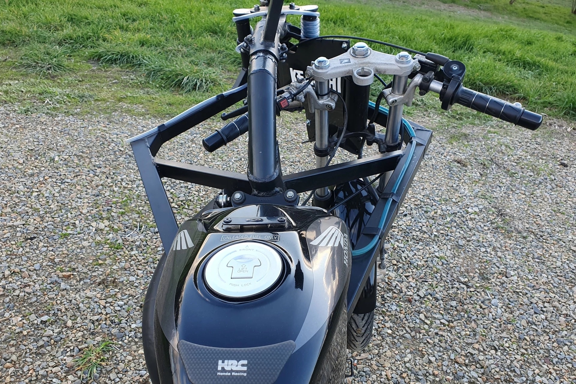 当您知道Keshi管理系统时，主动空气动力学似乎就像是儿童游戏