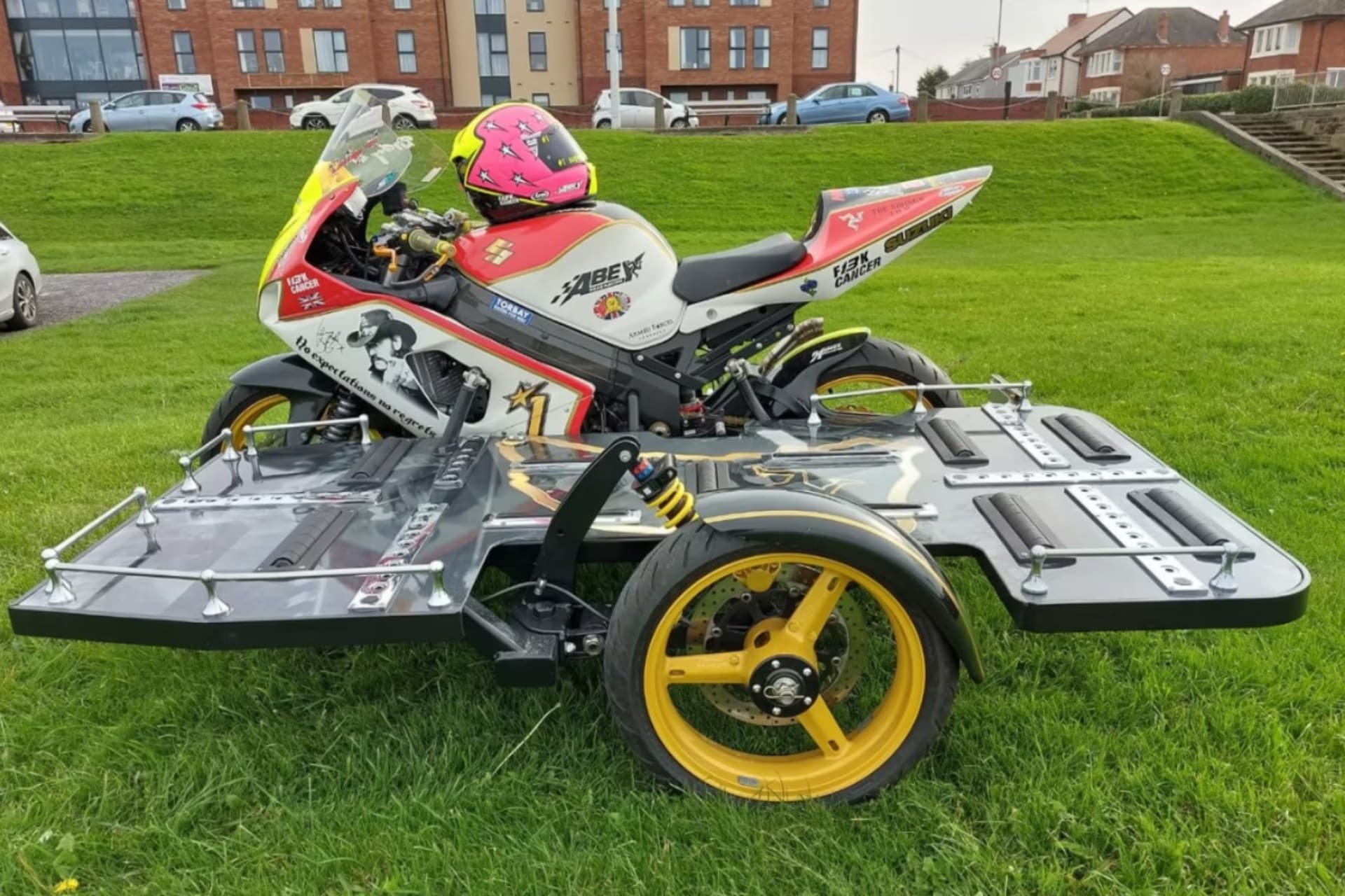 超级摩托车葬礼