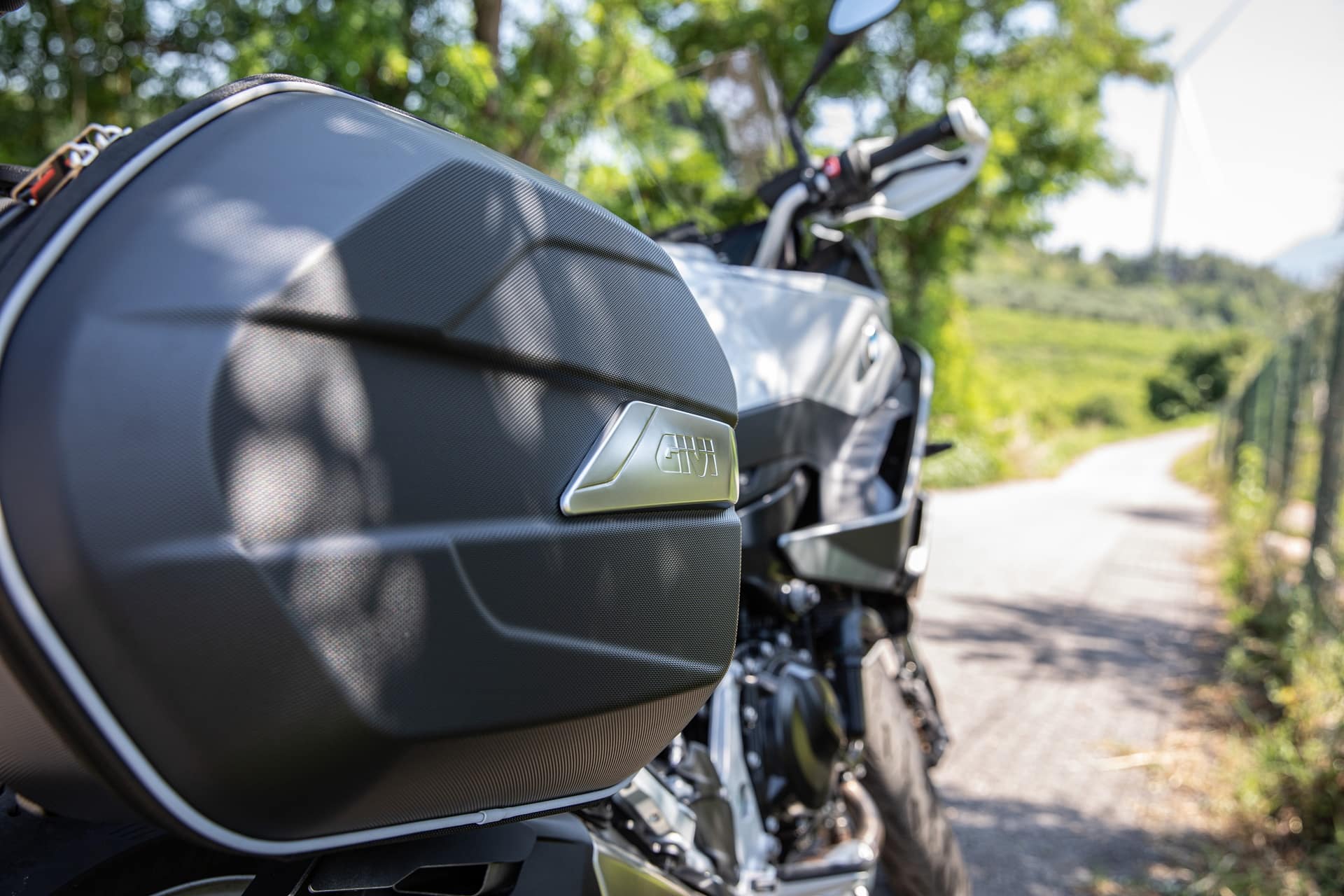 Givi通过三个更新的半二维解决方案更新其失重范围