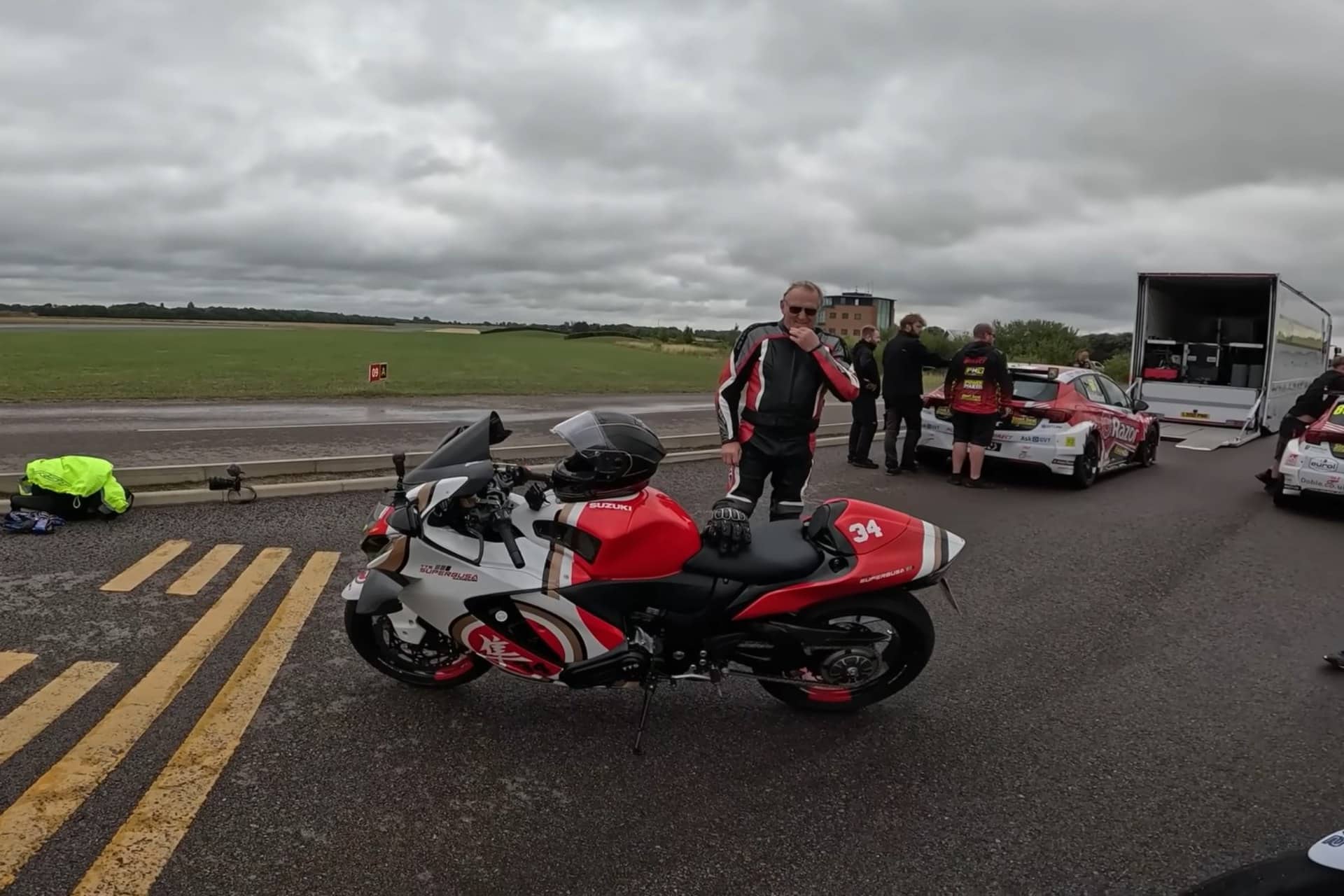 铃木Hayabusa Superbusa