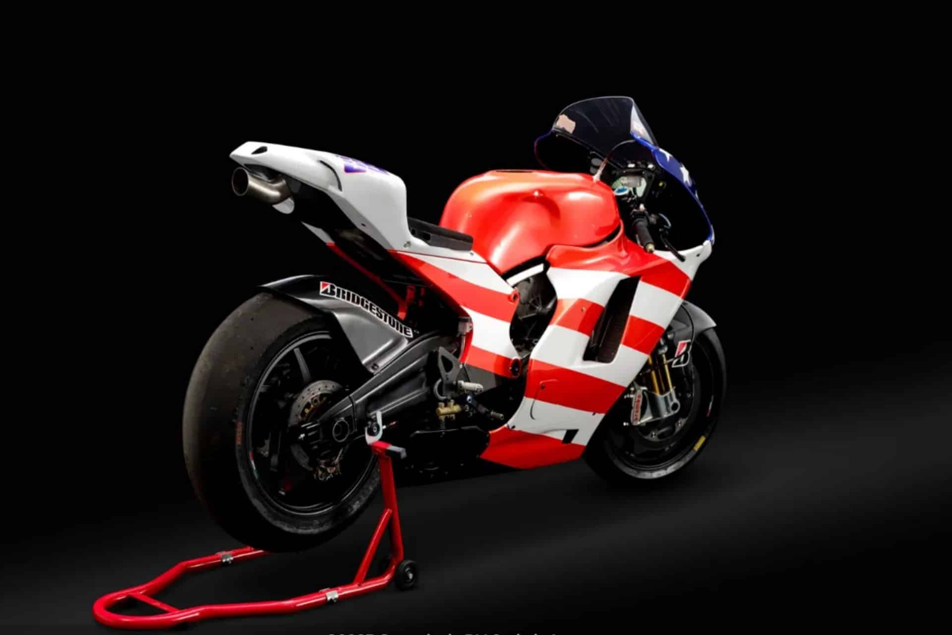 Nicky Hayden的Ducati Desmosedici GP8