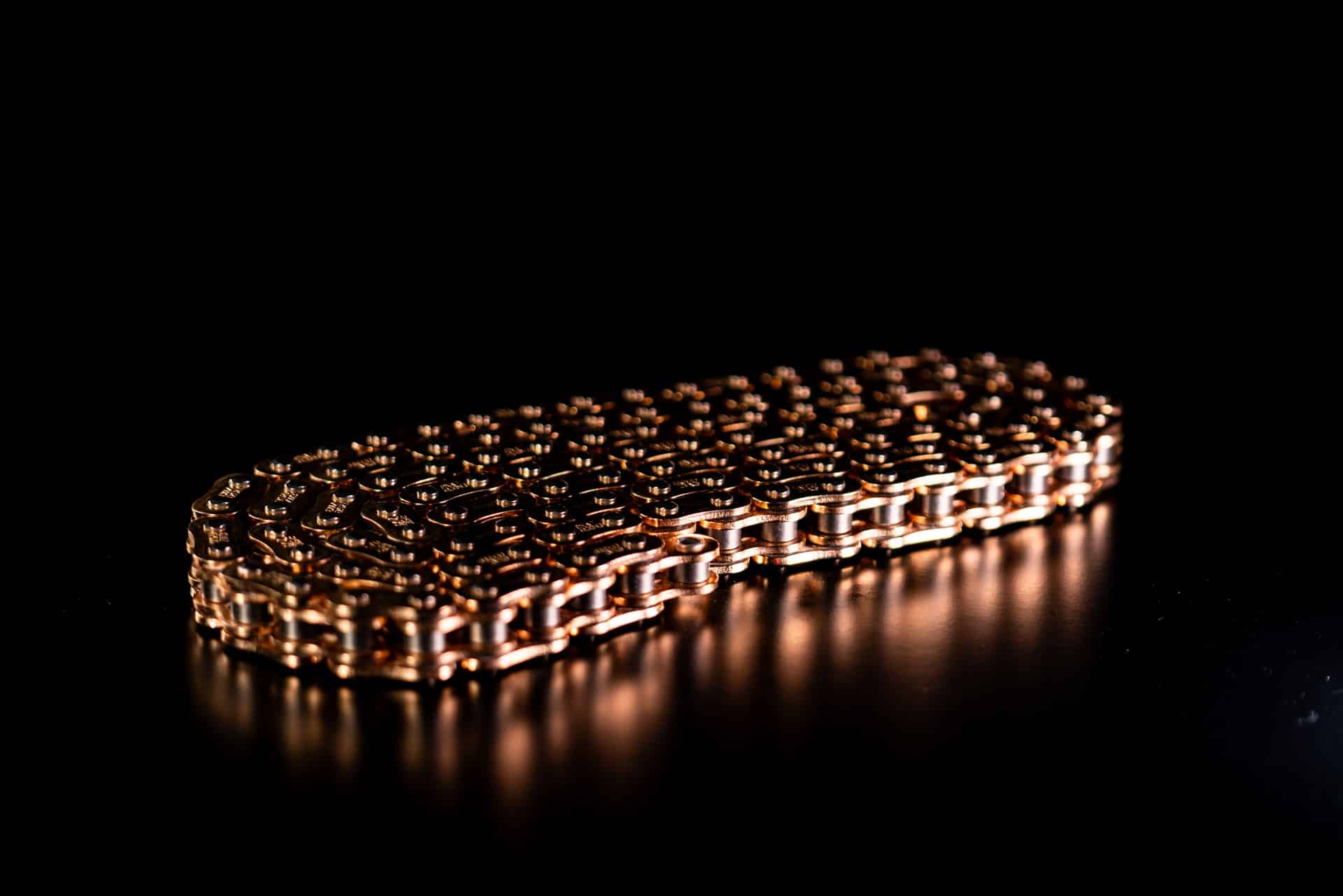 EK Chain presenta su nueva cadena ZVX3, dirigida a motos deportivas de gran cilindrada