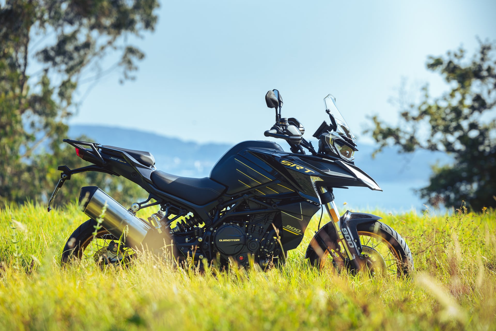 测试QJ电机SRT 900 S/SX